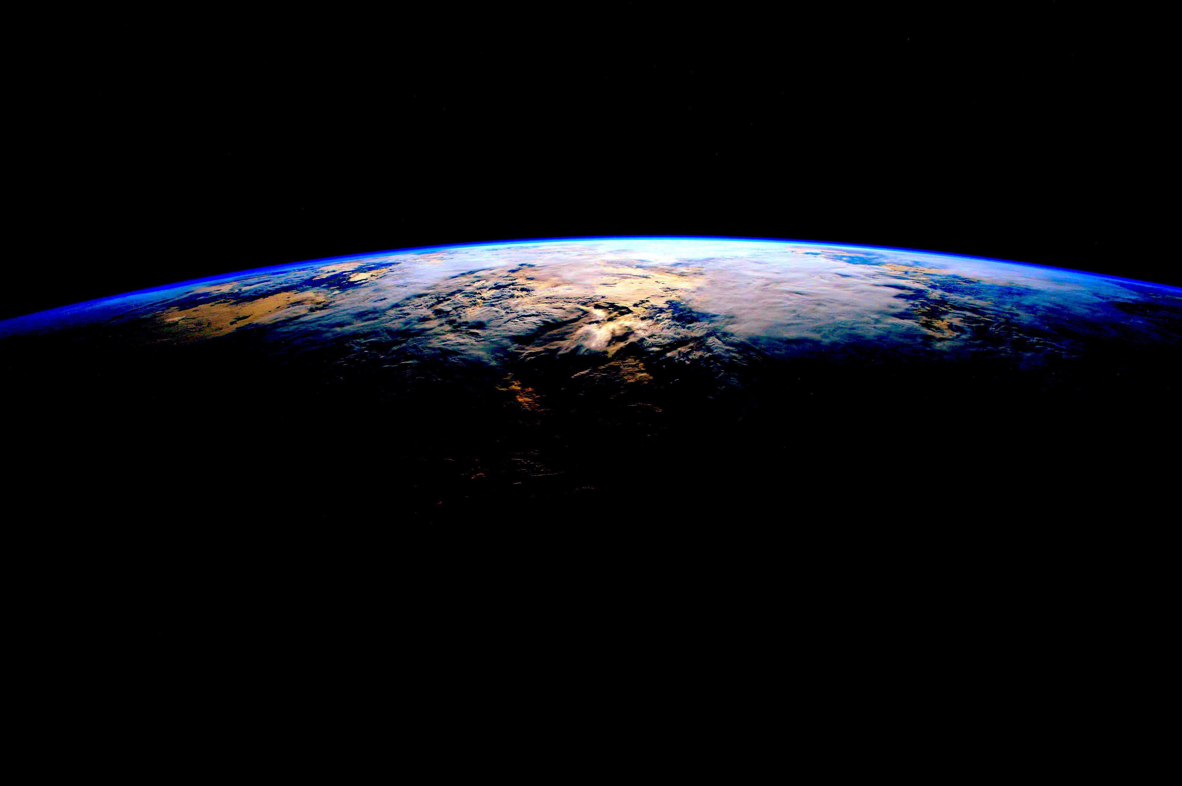 4096x2726 Earth by Scott Kelly. The Planetary Society