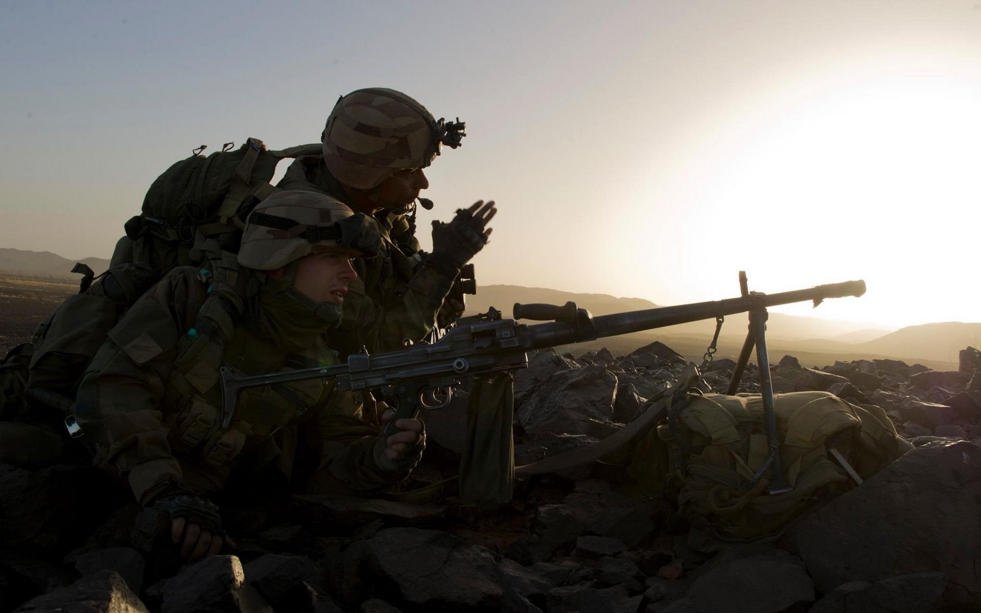 1920x1200 Wallpaper weapons, French Army, soldiers for mobile and desktop, section мужчины, resolution 1920x1200