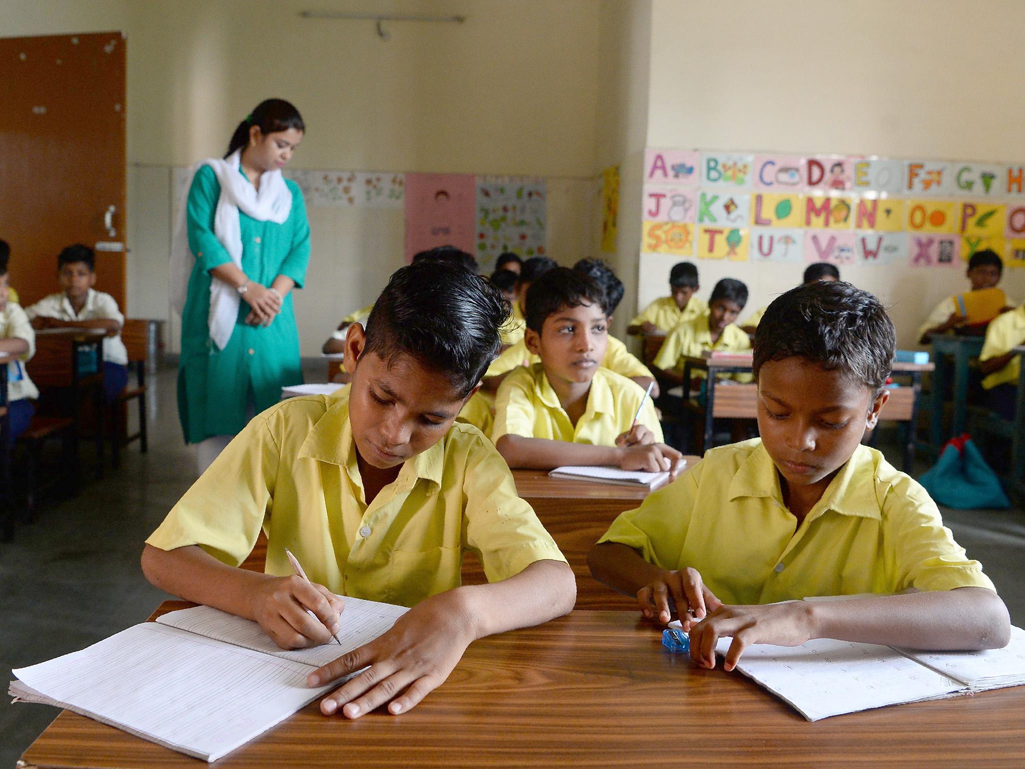 2048x1536 India moves to end primary teaching in English as Modi unveils major education reforms