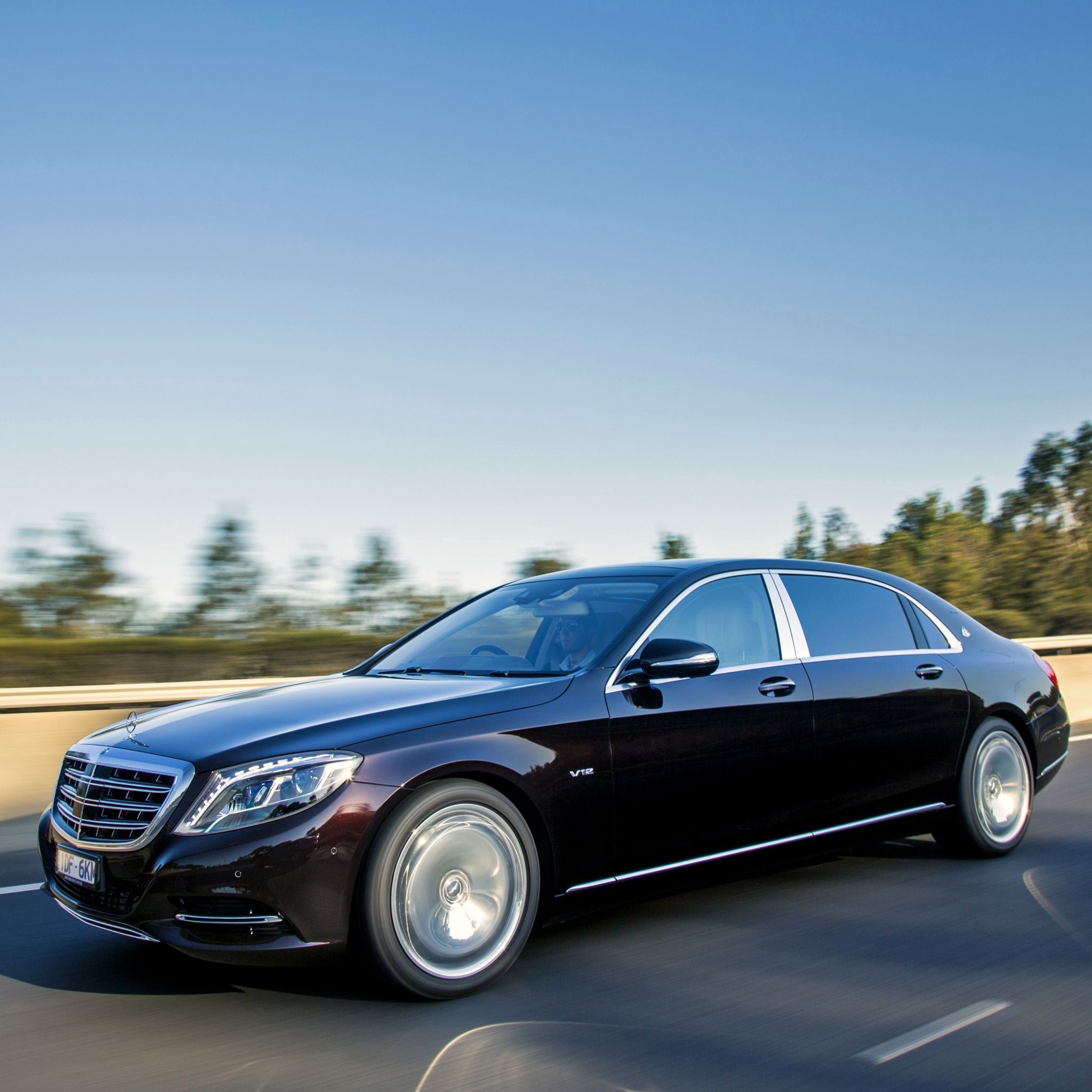 2048x2048 Mercedes Benz Maybach Wallpaper