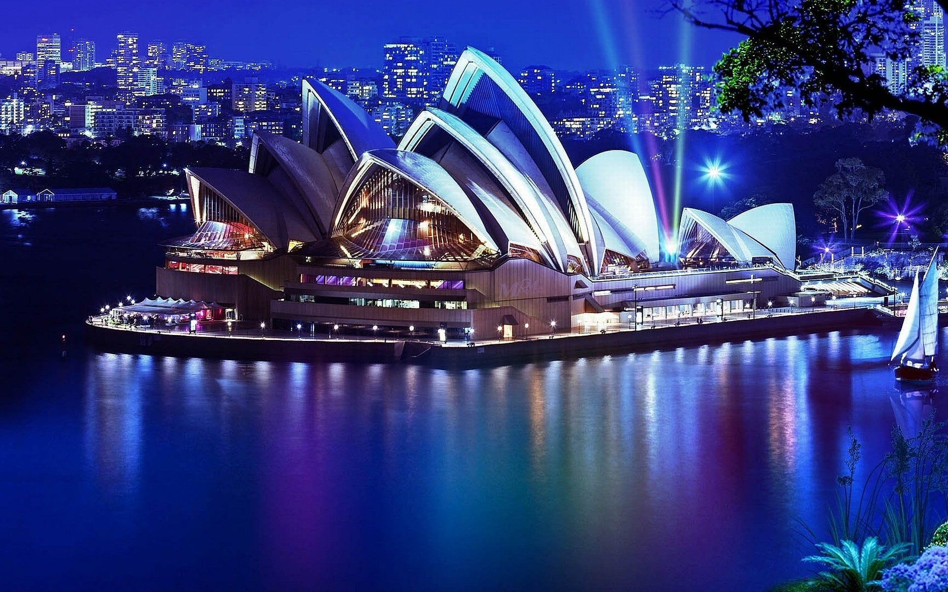 1920x1200 Sydney Opera House Glowing in the Night [1920 X 1200]