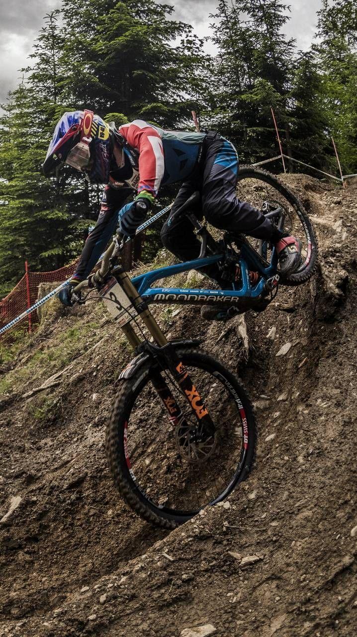 718x1280 MountainBikingart #MountainBikingforbeginners #MountainBikinggear #MountainBikinghelmet #Mou. Mountain biking photography, Mtb bike mountain, Downhill bike