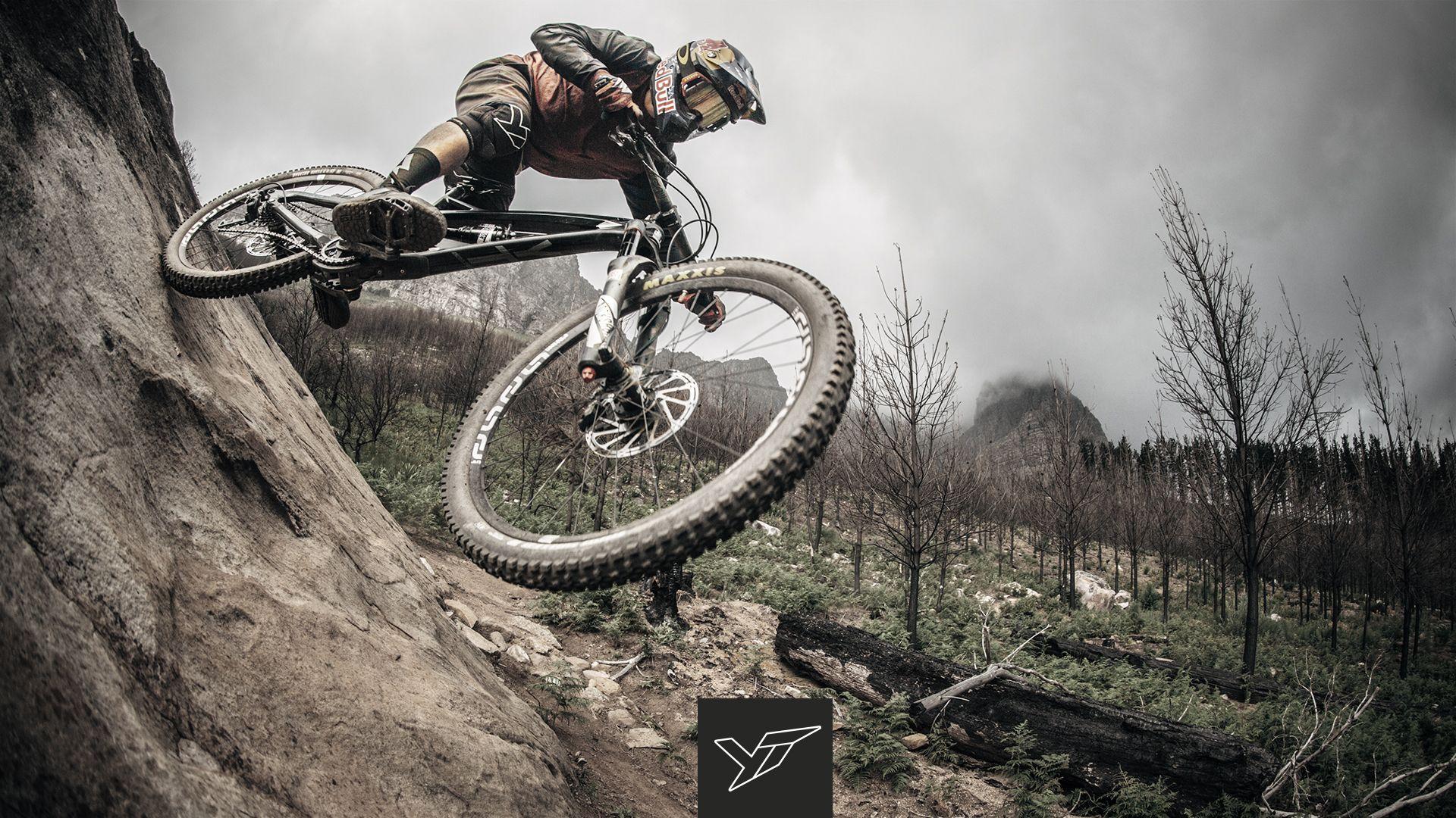 1920x1080 Downhill Mountain Biking HD Wallpaper