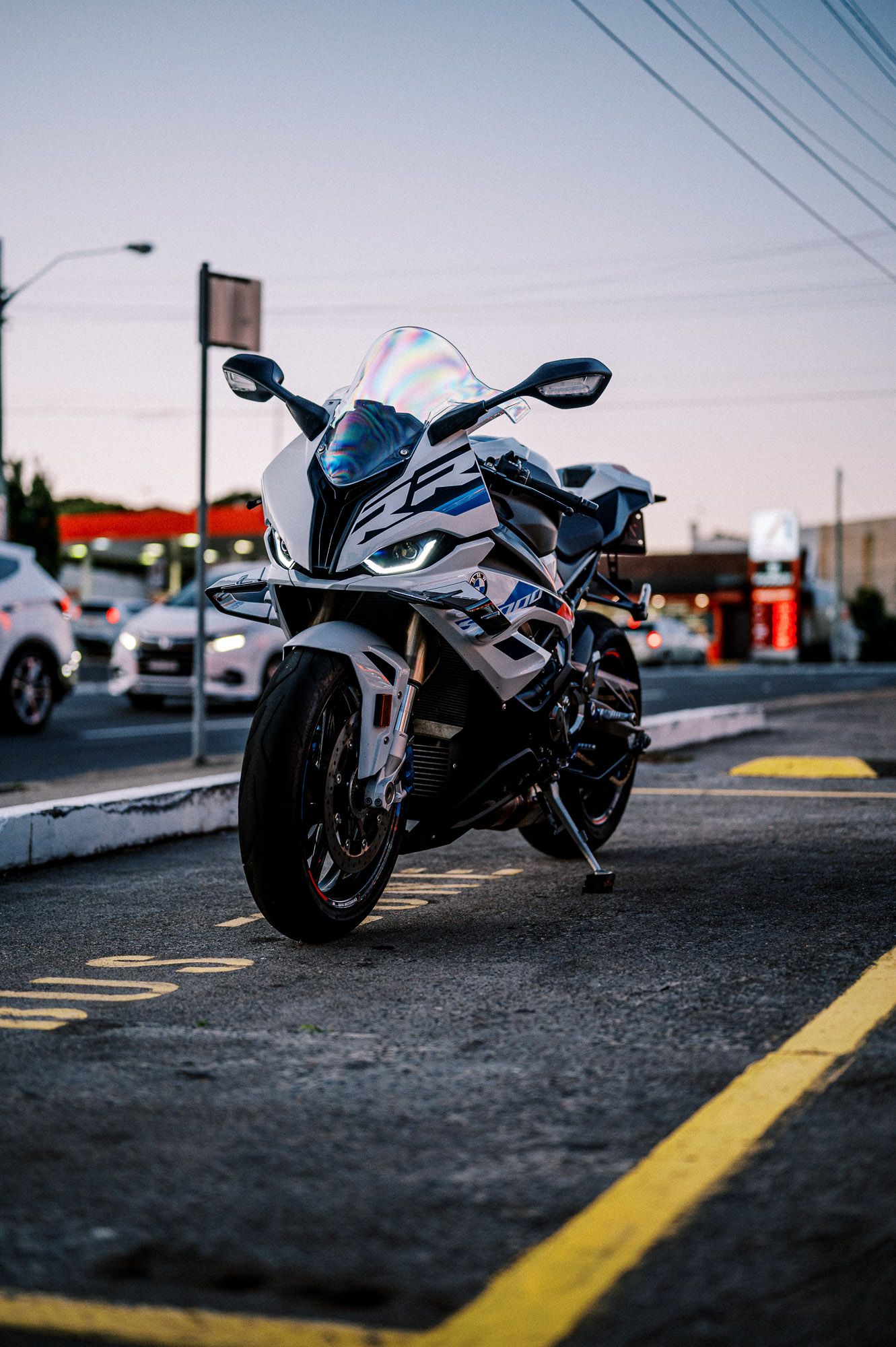 1331x2000 BMW S 1000 RR Ride Review