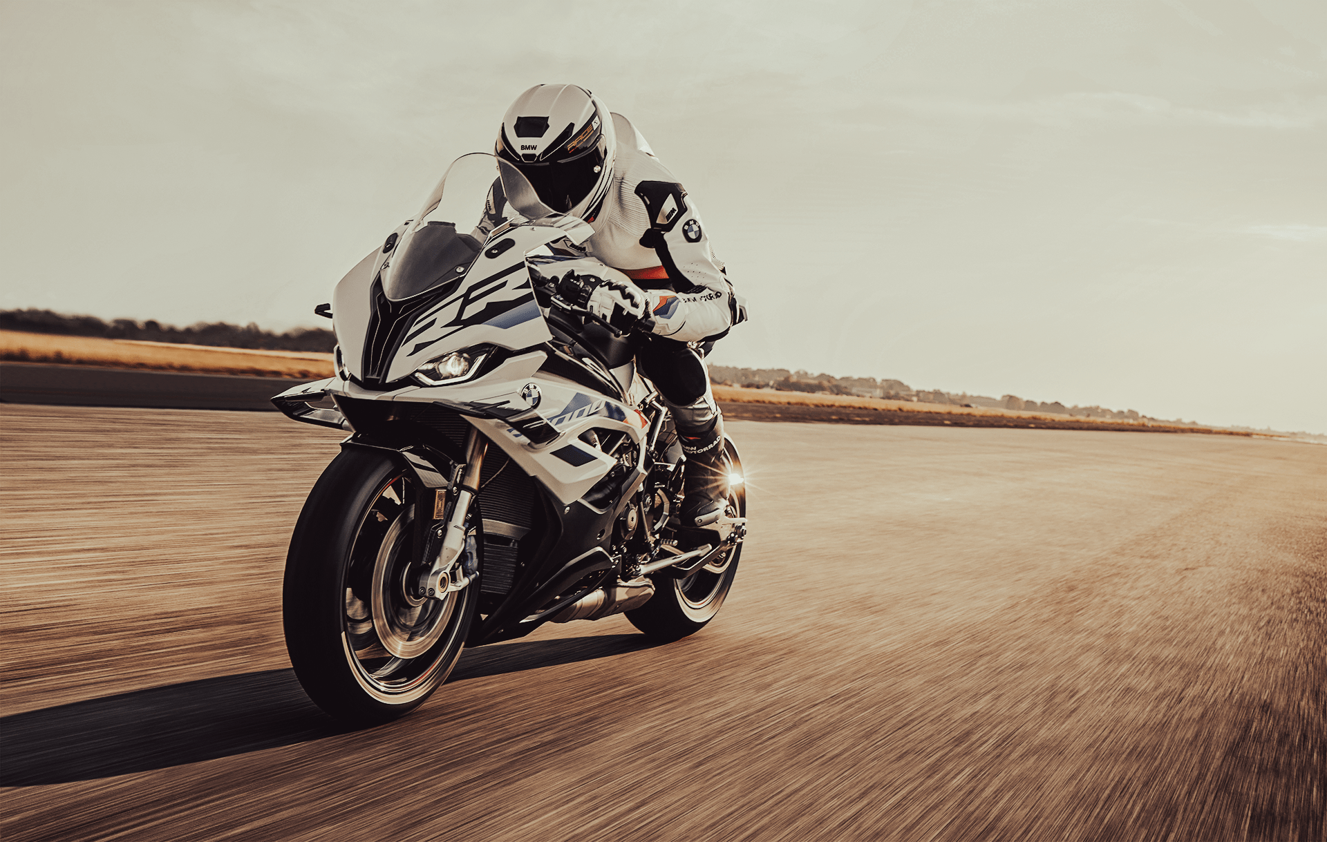 1920x1219 BMW S1000RR Stage Calibration With Handheld Tuner
