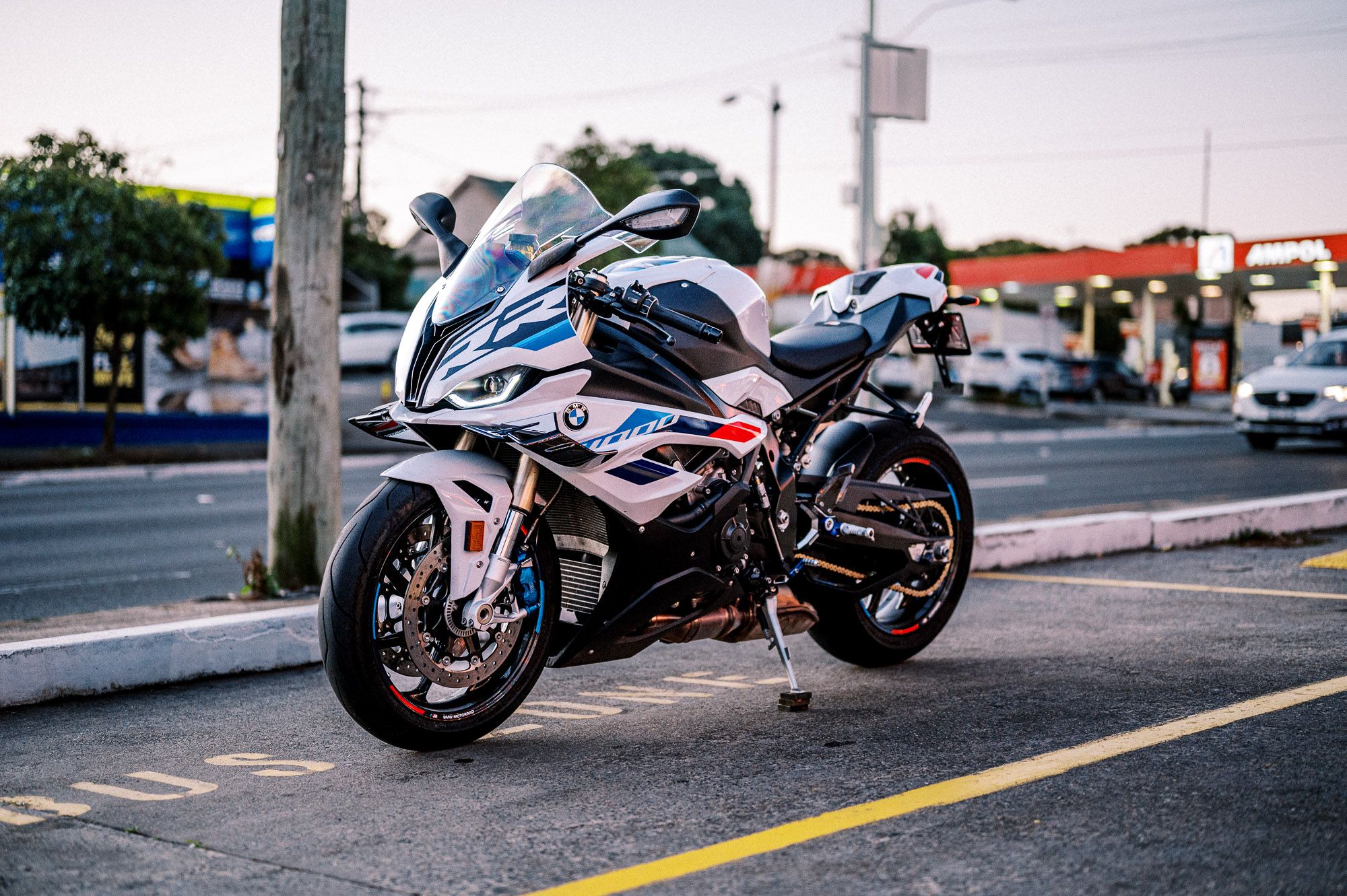 2000x1331 BMW S 1000 RR Ride Review