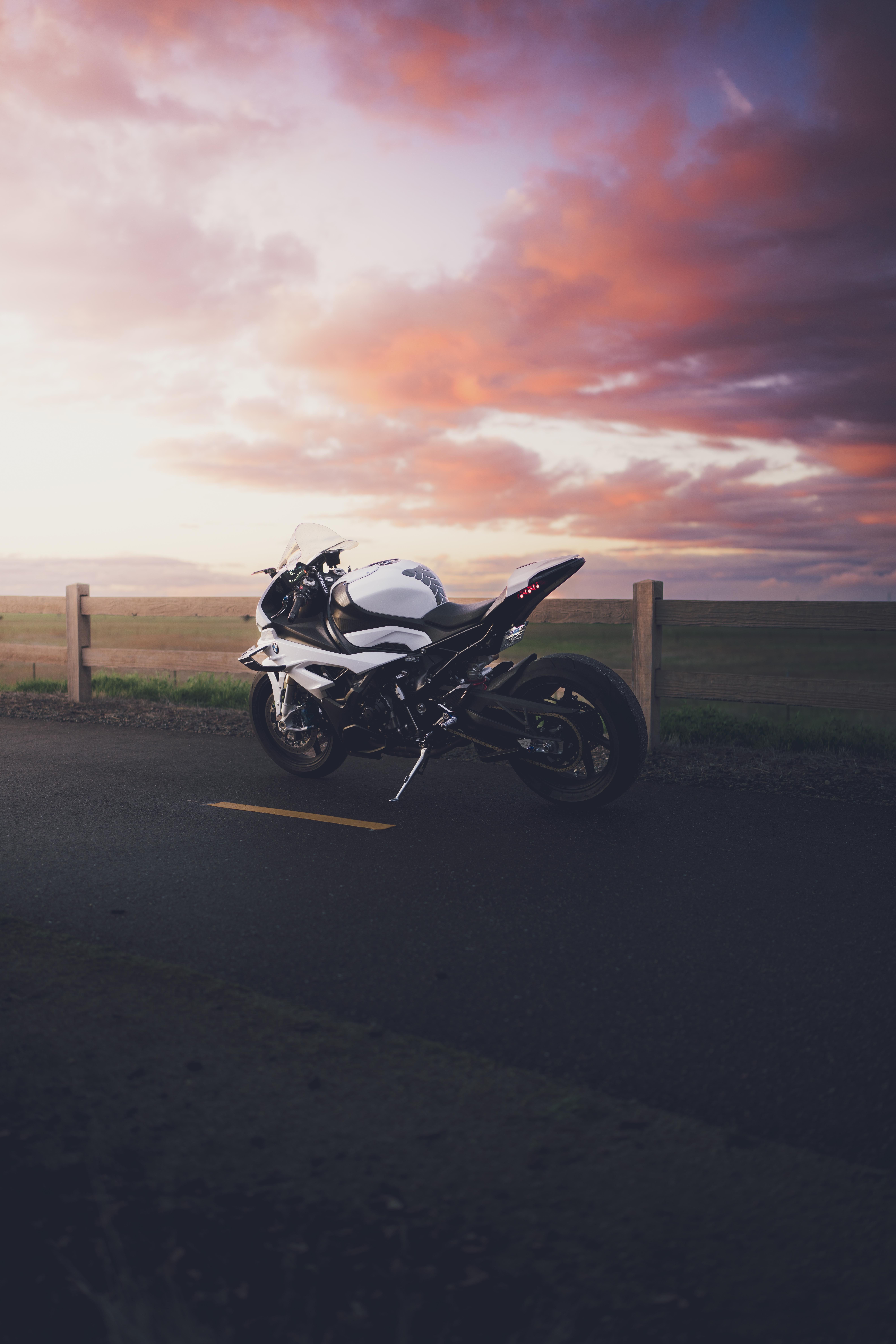 6336x9504 BMW S1000RR [6336x9504]