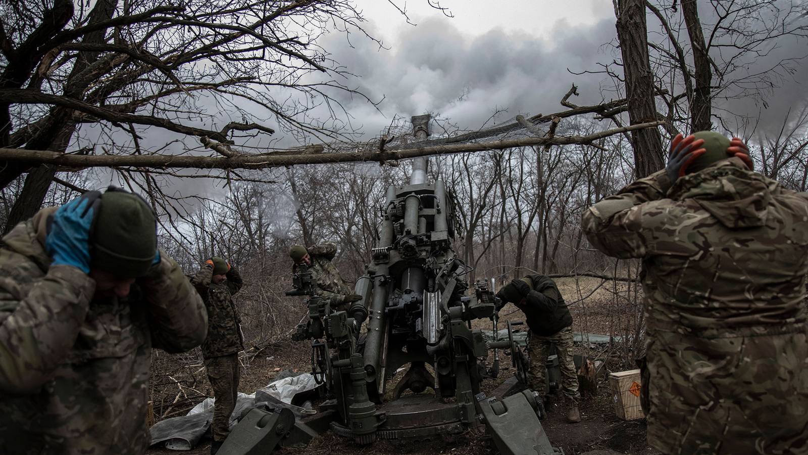 1600x900 On the Front Lines with a Ukrainian Artillery Unit