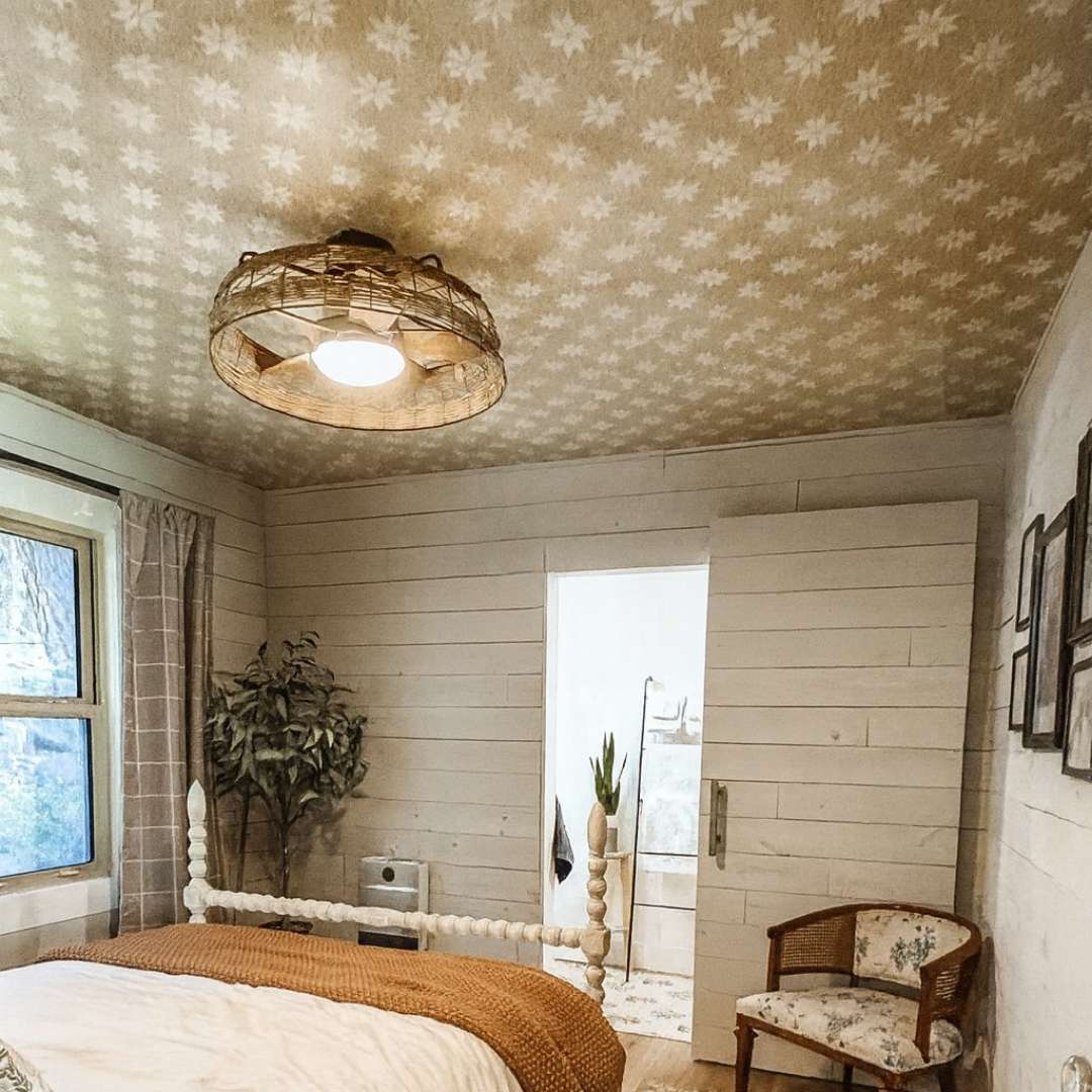 1080x1080 The DIY Guide to Wallpapering a Ceiling