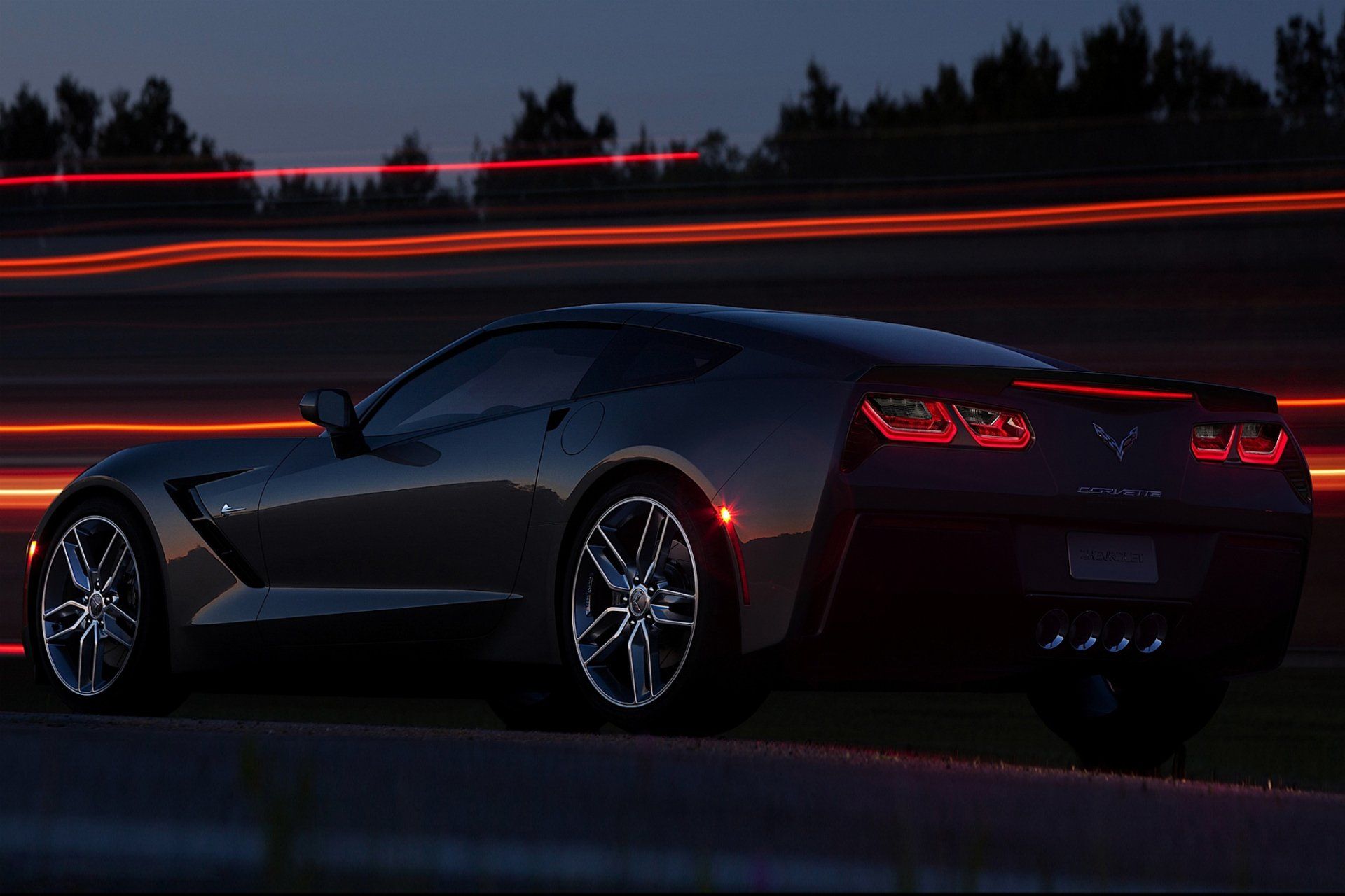 1920x1280 HD Wallpaper: Sleek Chevrolet Corvette in Motion at Nightx1333