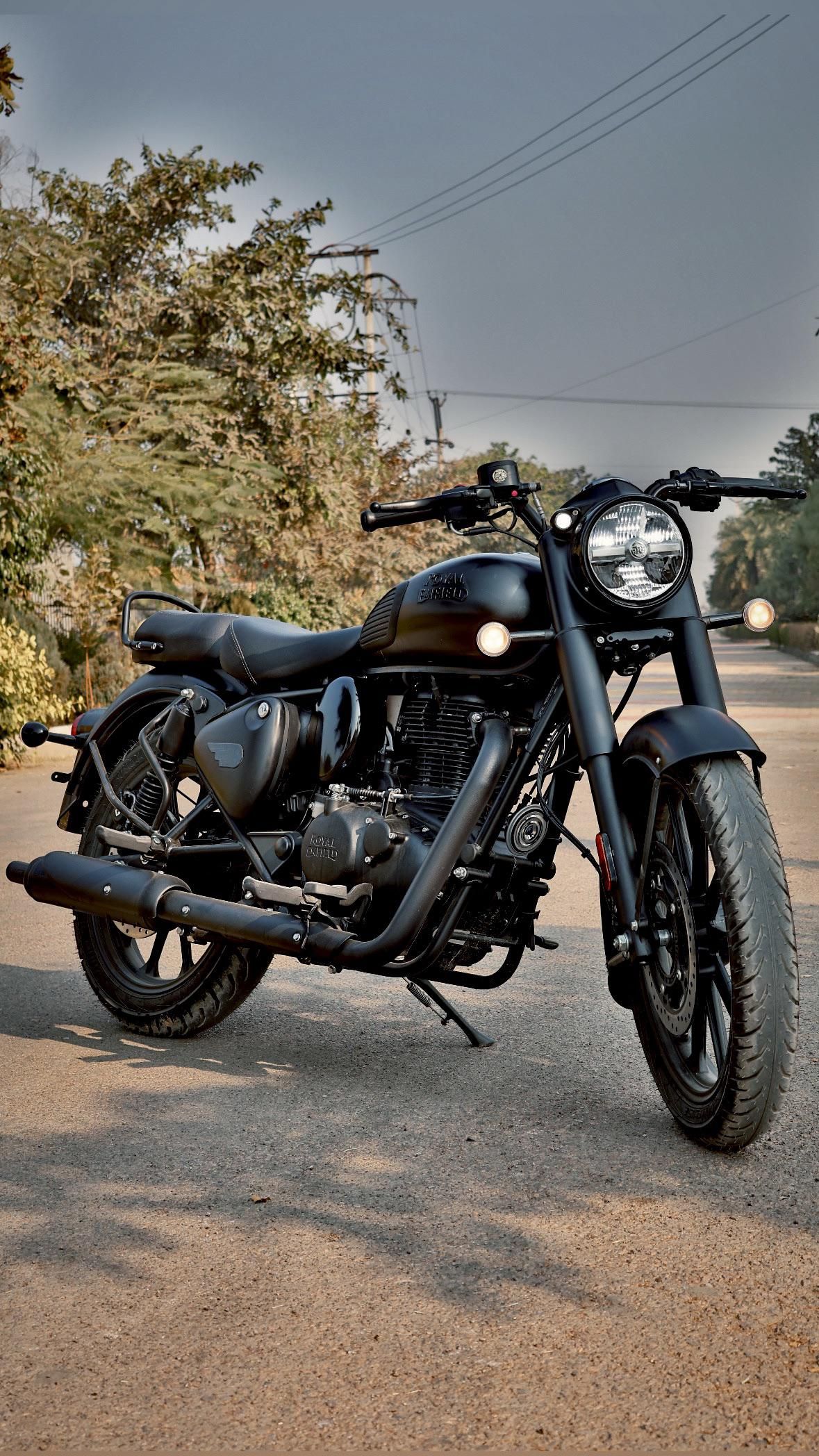 1179x2096 Black Bullet Bike HD Picture 350 Stealth Black Wallpaper Bullet 350 Classic Image HD RE