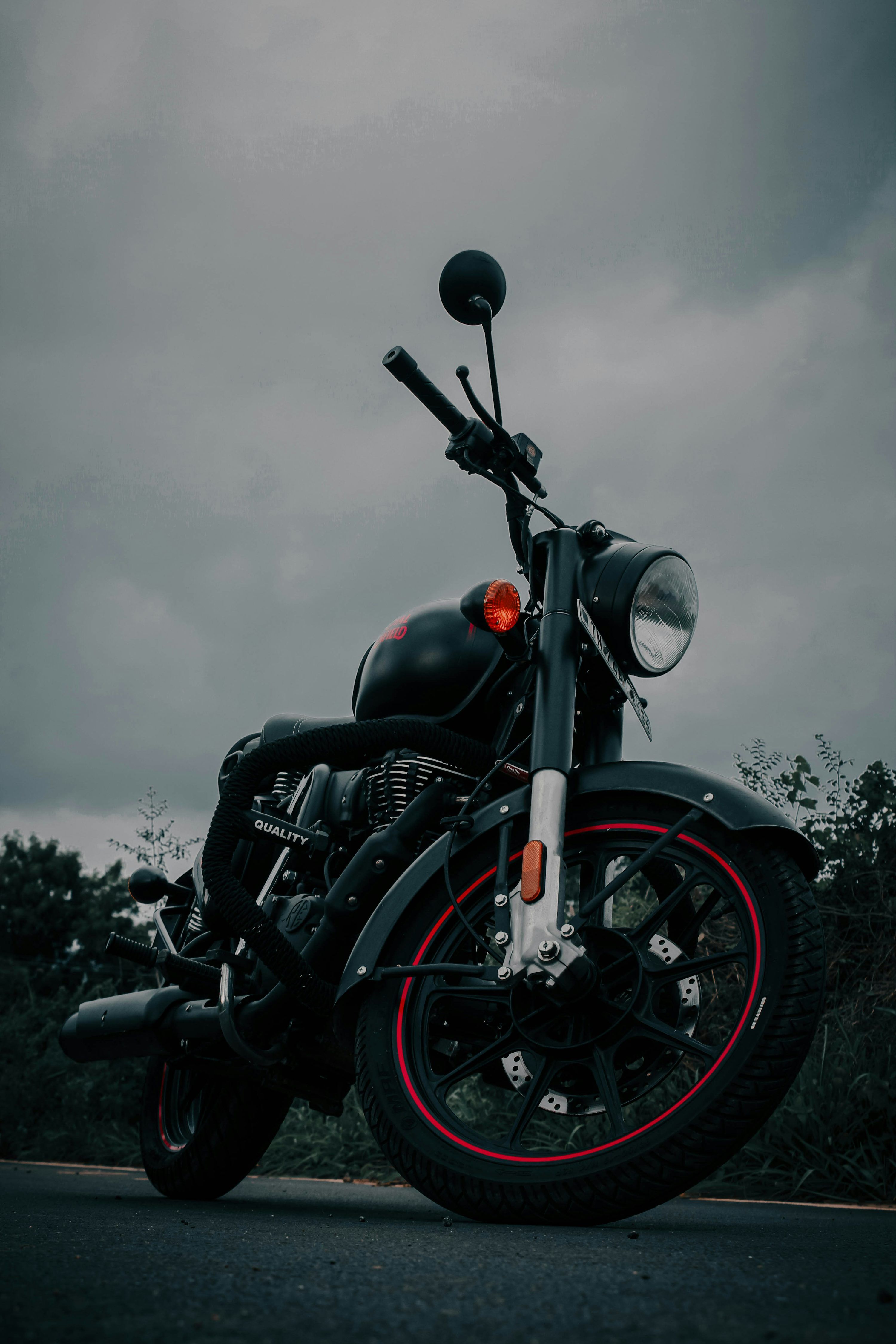 3000x4500 Stealth Black Wallpaper Bullet 350 Classic Image HD Royal Enfield Classic 350 Black Photography Royal