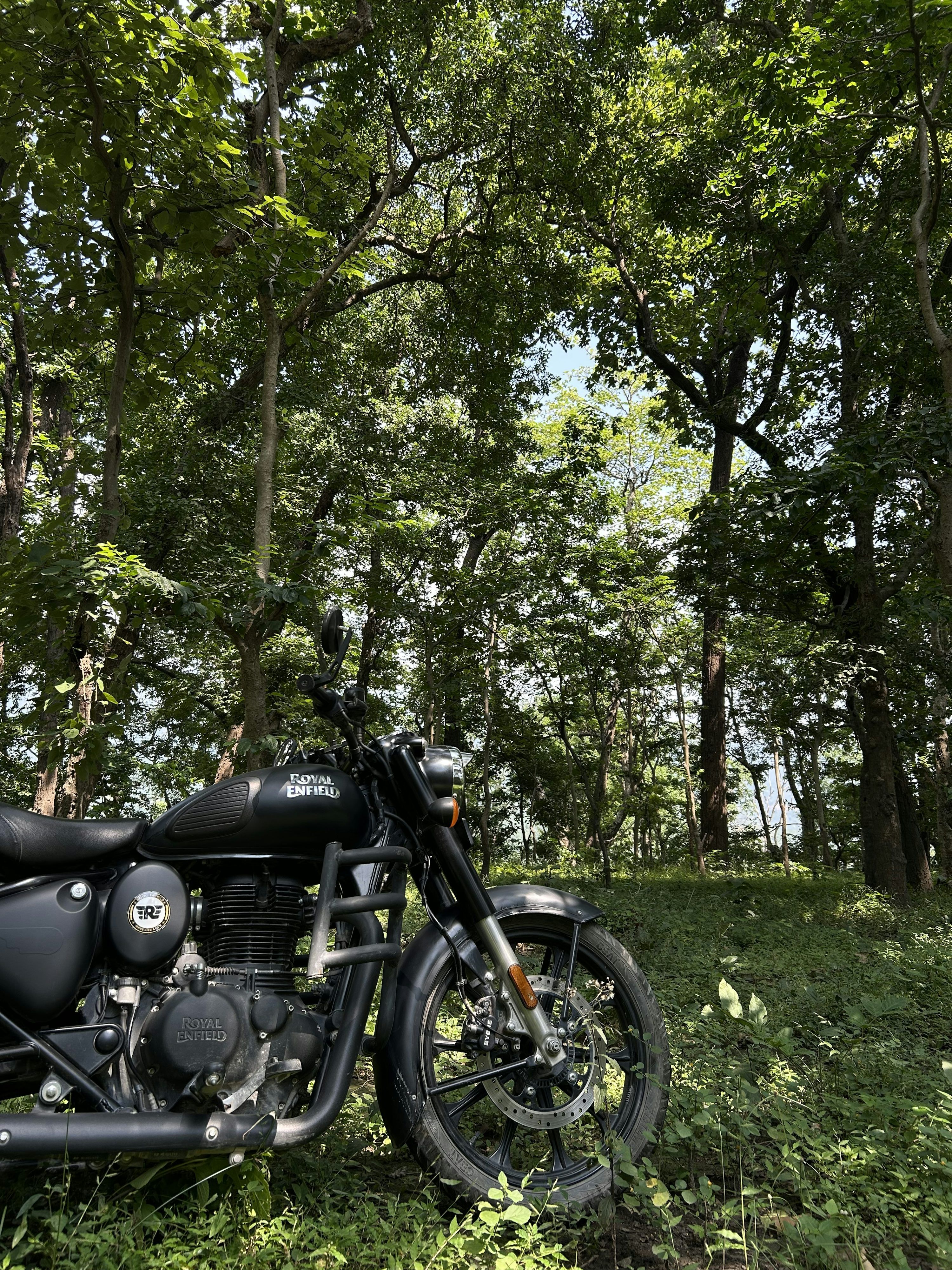 3000x4000 Stealth Black Wallpaper Bullet 350 Classic Image HD Royal Enfield, Bike, Black, Classic