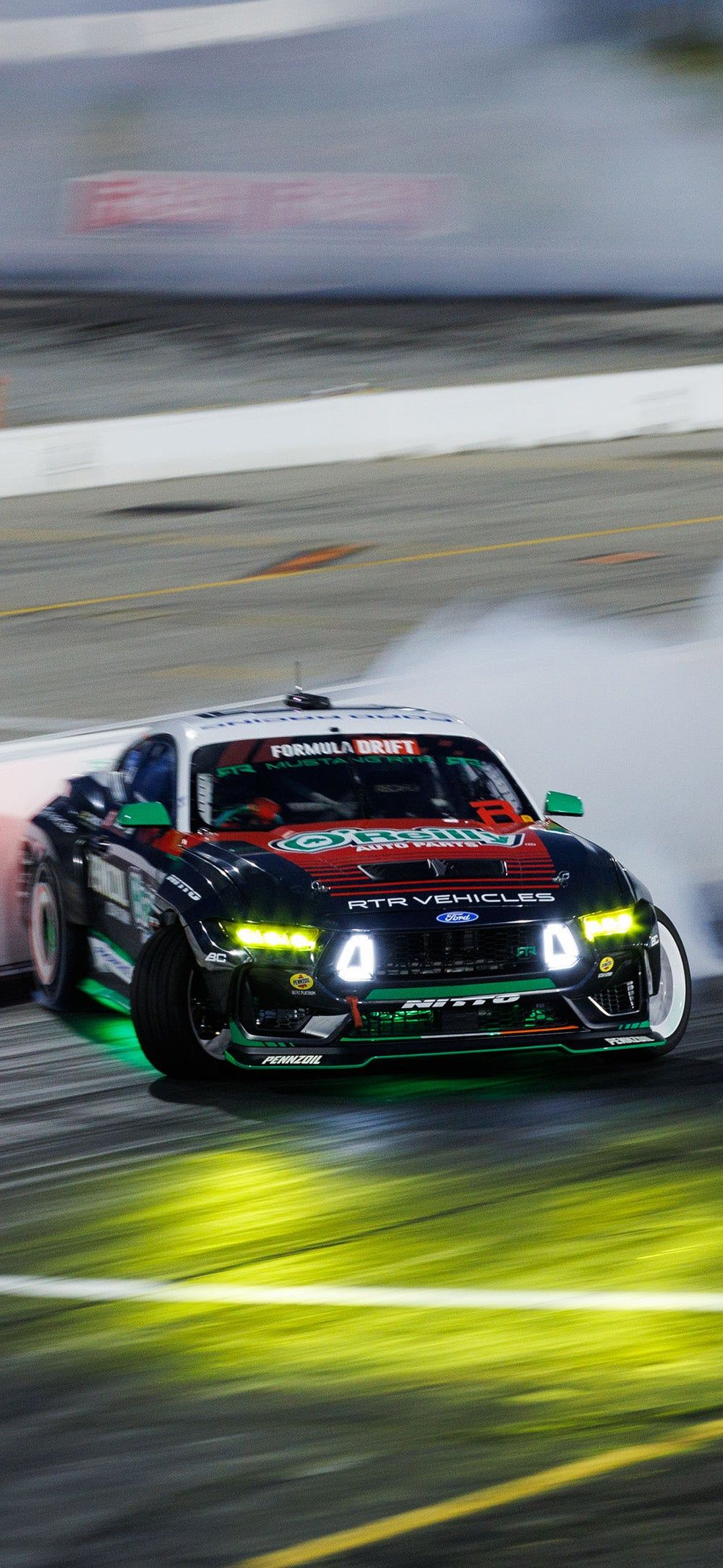 1000x2168 RTR Wallpaper