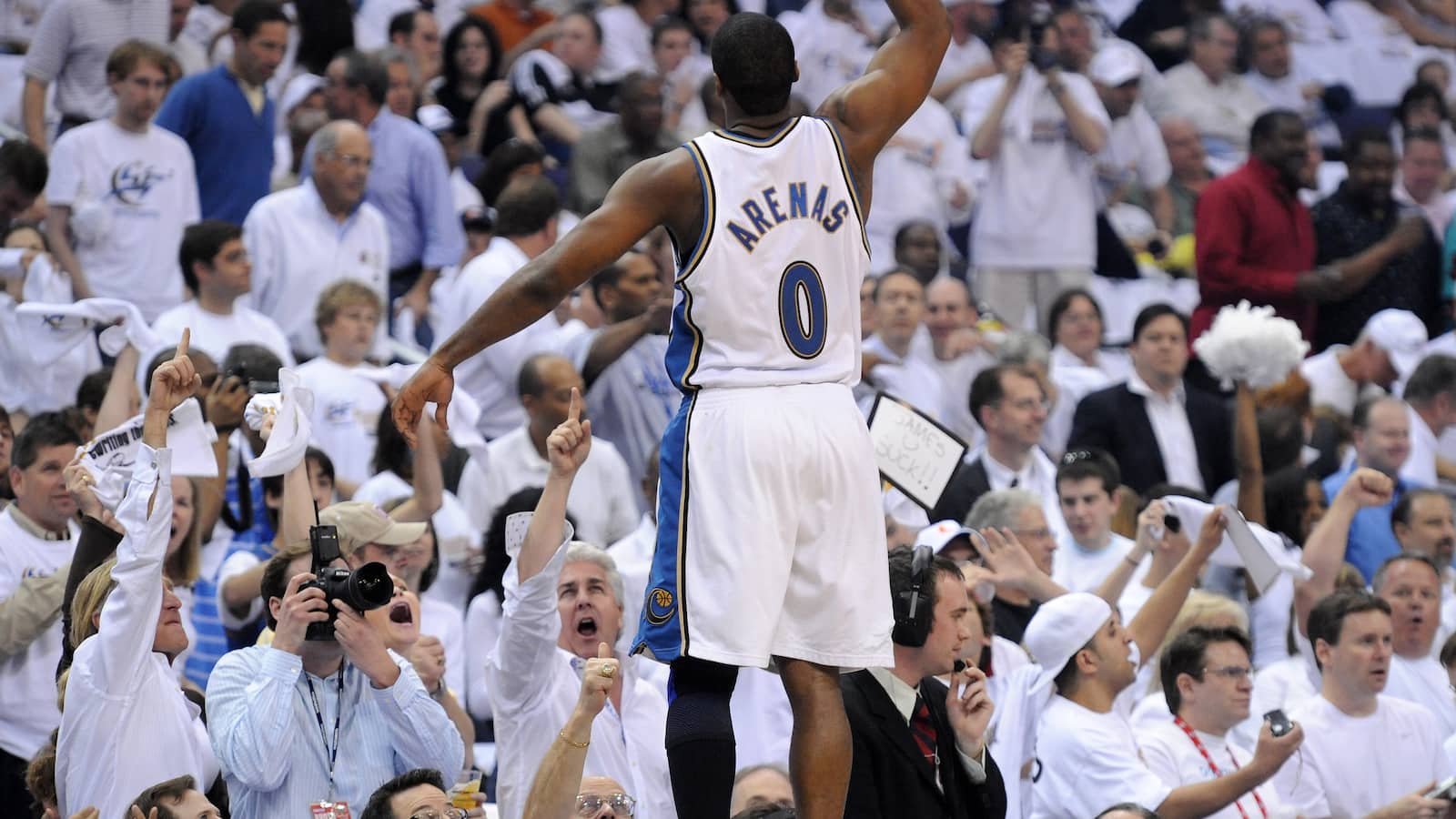 1600x900 Wizards fan Gilbert Arenas is ready for the playoffs