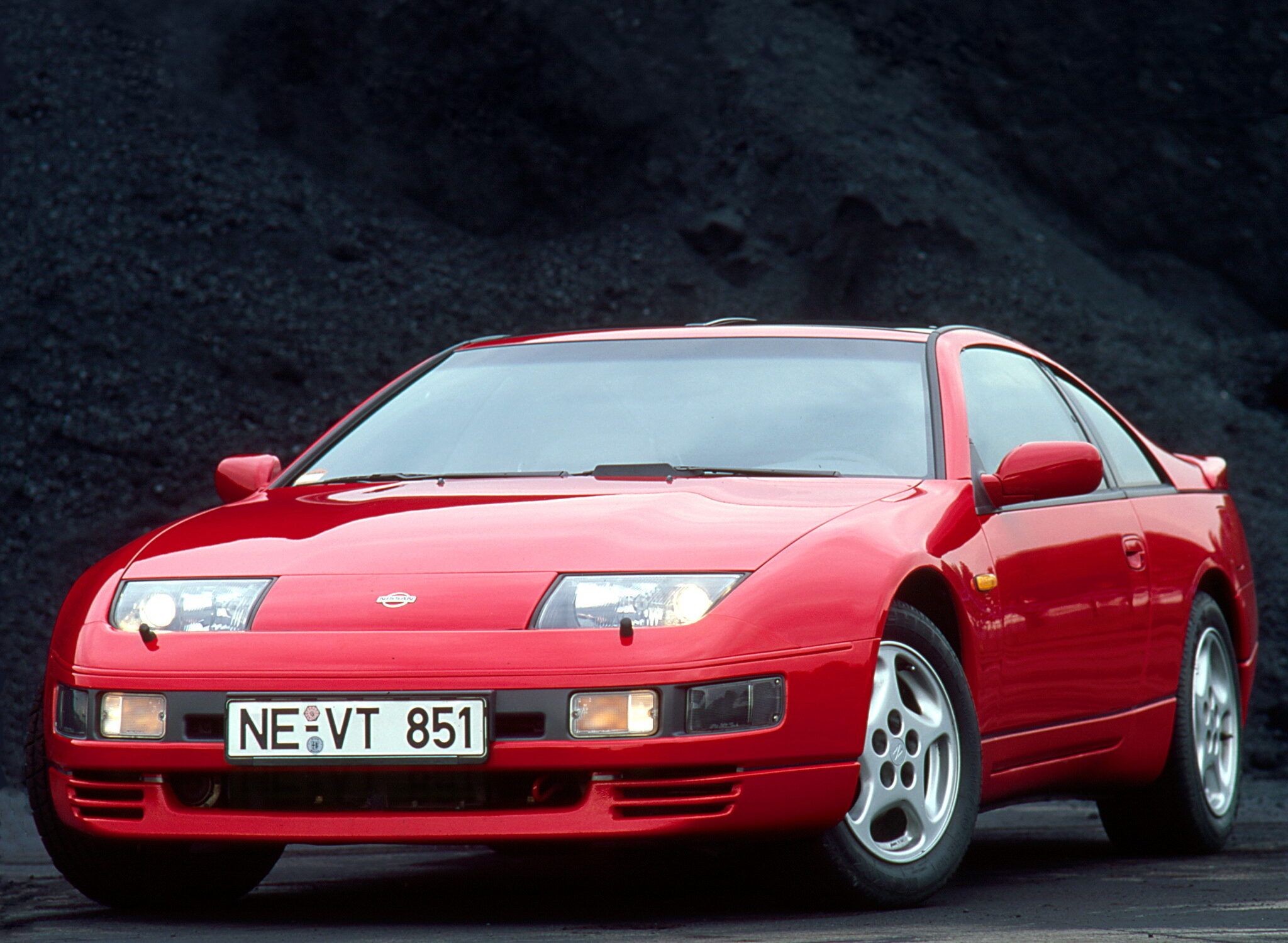 2048x1500 Nissan 300ZX Wallpaper