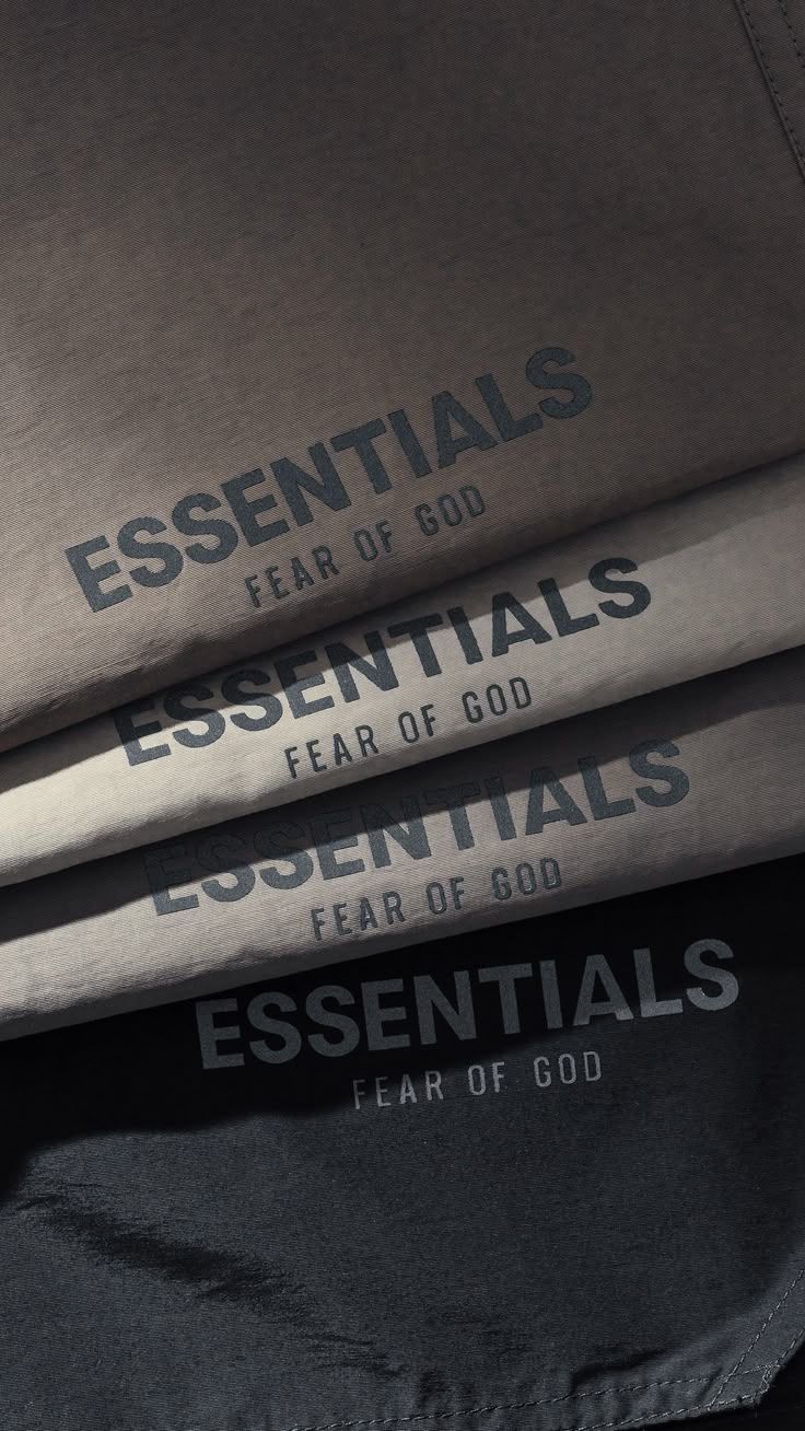 736x1308 Fear of God ESSENTIALS
