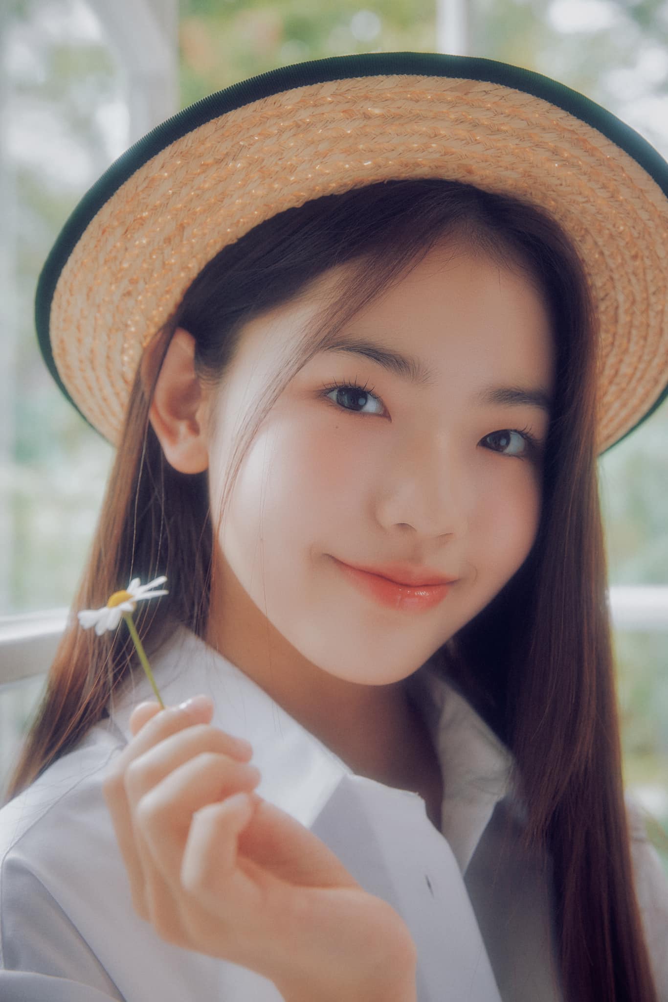 1366x2048 UNIS