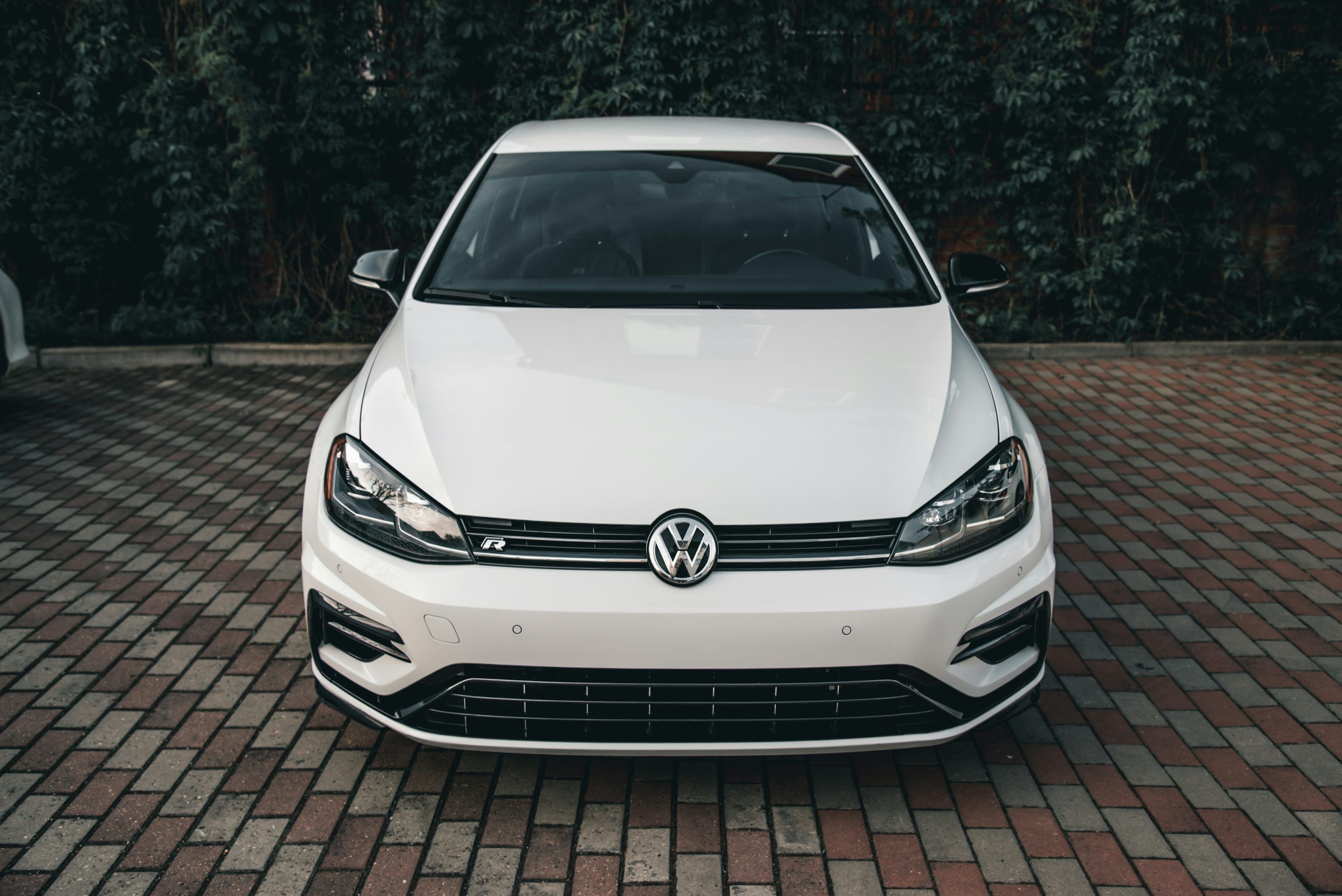 3000x2003 Golf R Picture. Download Free Image