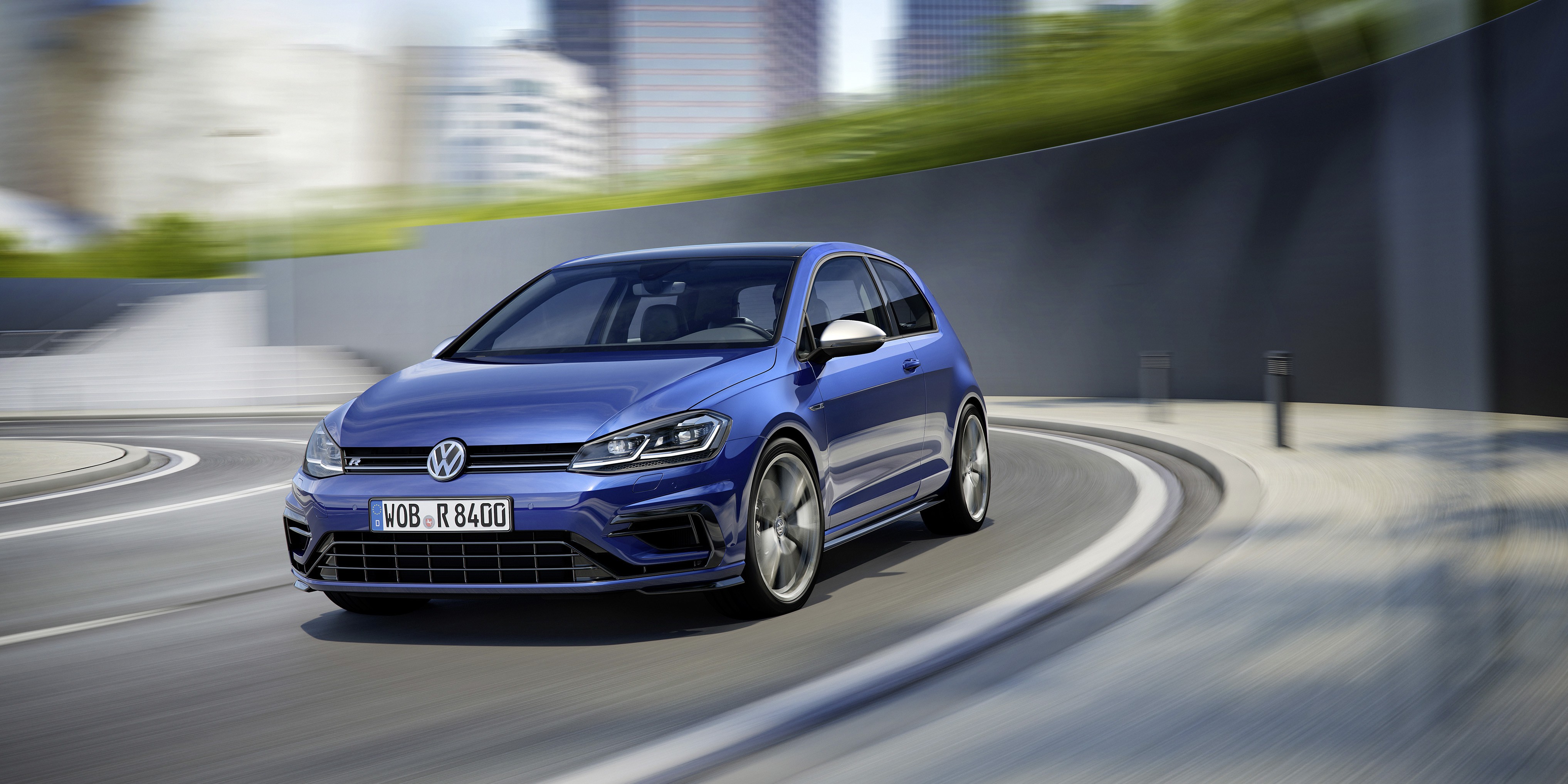 4069x2034 Volkswagen Reveals 2017 Golf R With 310 HP. Costs € Available as Variant