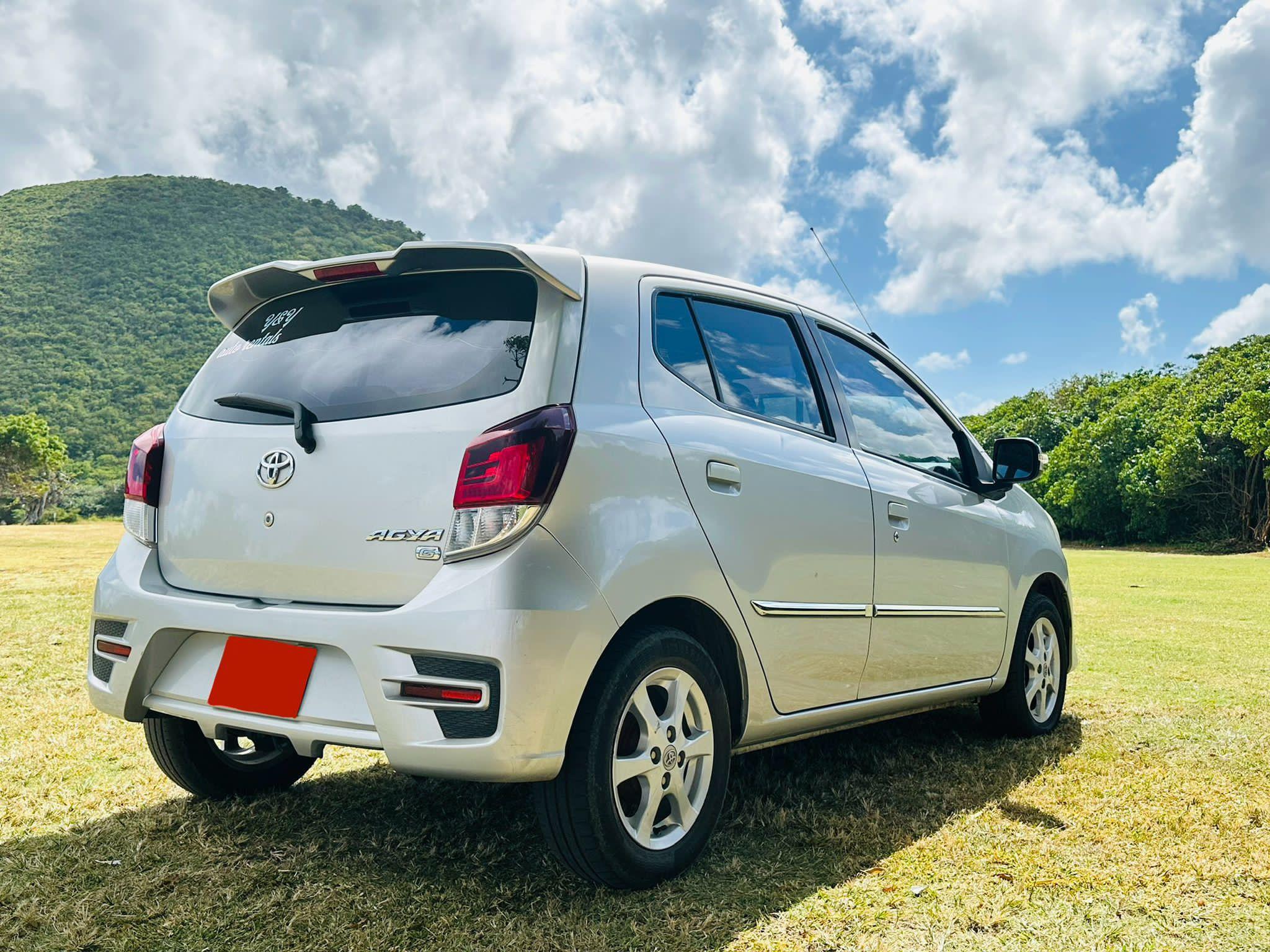 2048x1536 Toyota Agya Kitts Car Rentals