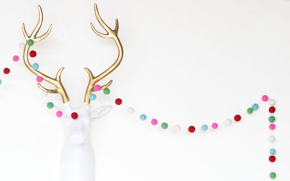 1200x750 PRETTY TECH: free holiday desktop wallpaper download Sweet Escape Creative Studio