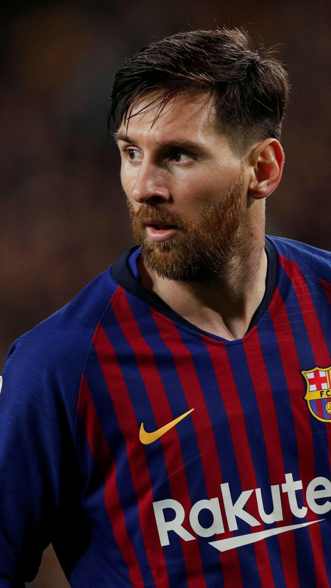 Messi 8K: Cảm nhận mọi cú đá của Messi với độ phân giải 8K đến từng centimet trên màn hình. Bạn sẽ thích thú khi xem được hình ảnh siêu nét và sống động như thể bạn đang đứng trên sân cỏ cùng Siêu sao này. Hãy dành thời gian để xem những khoảnh khắc đáng nhớ của Messi với độ phân giải chưa từng có này.