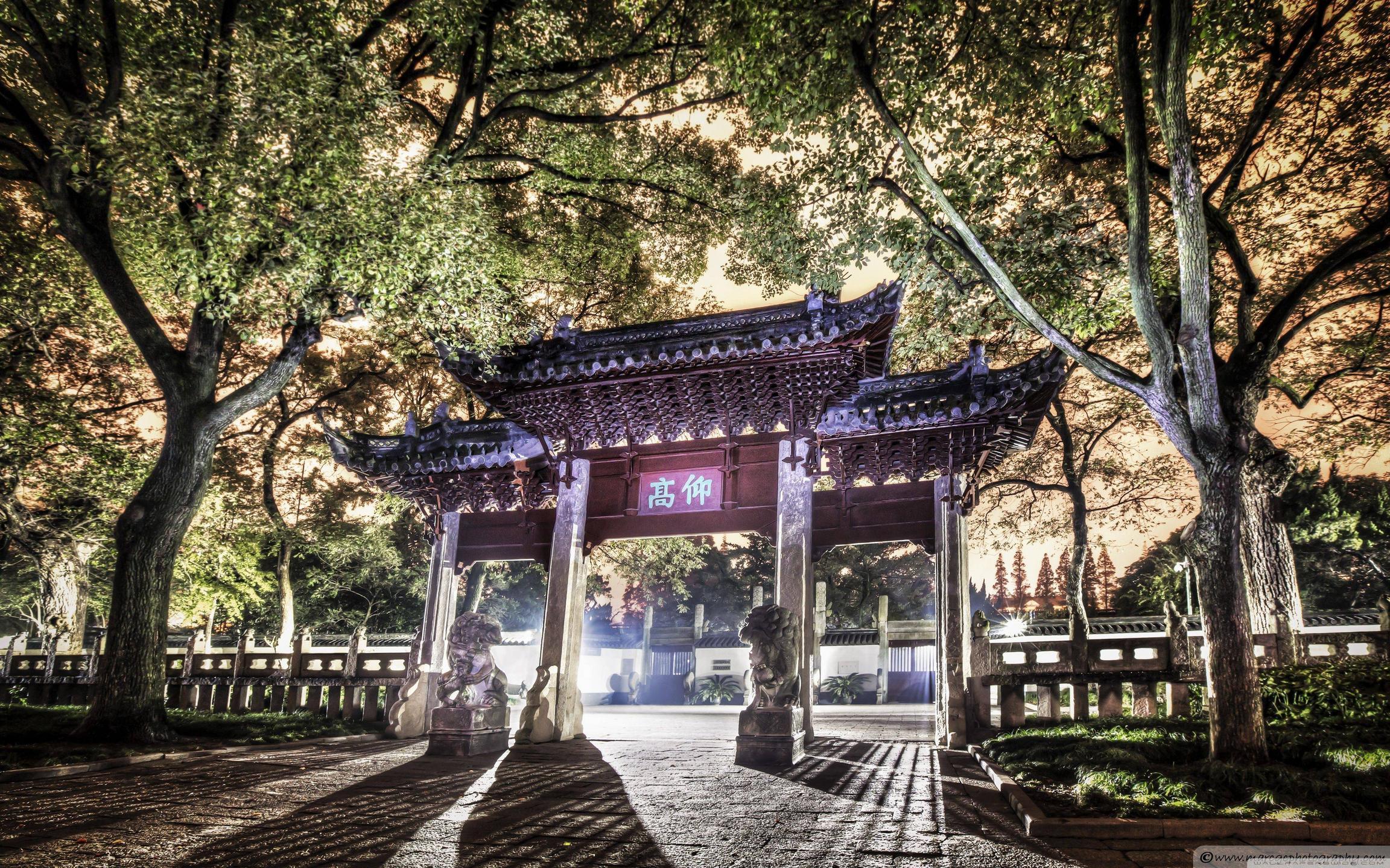 2304x1440 Chinese Temple Wallpaper .