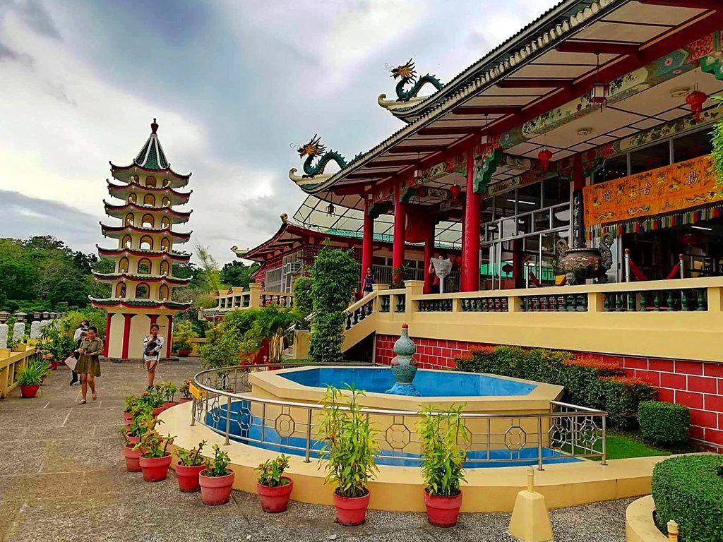 1024x768 Cebu Taoist Temple