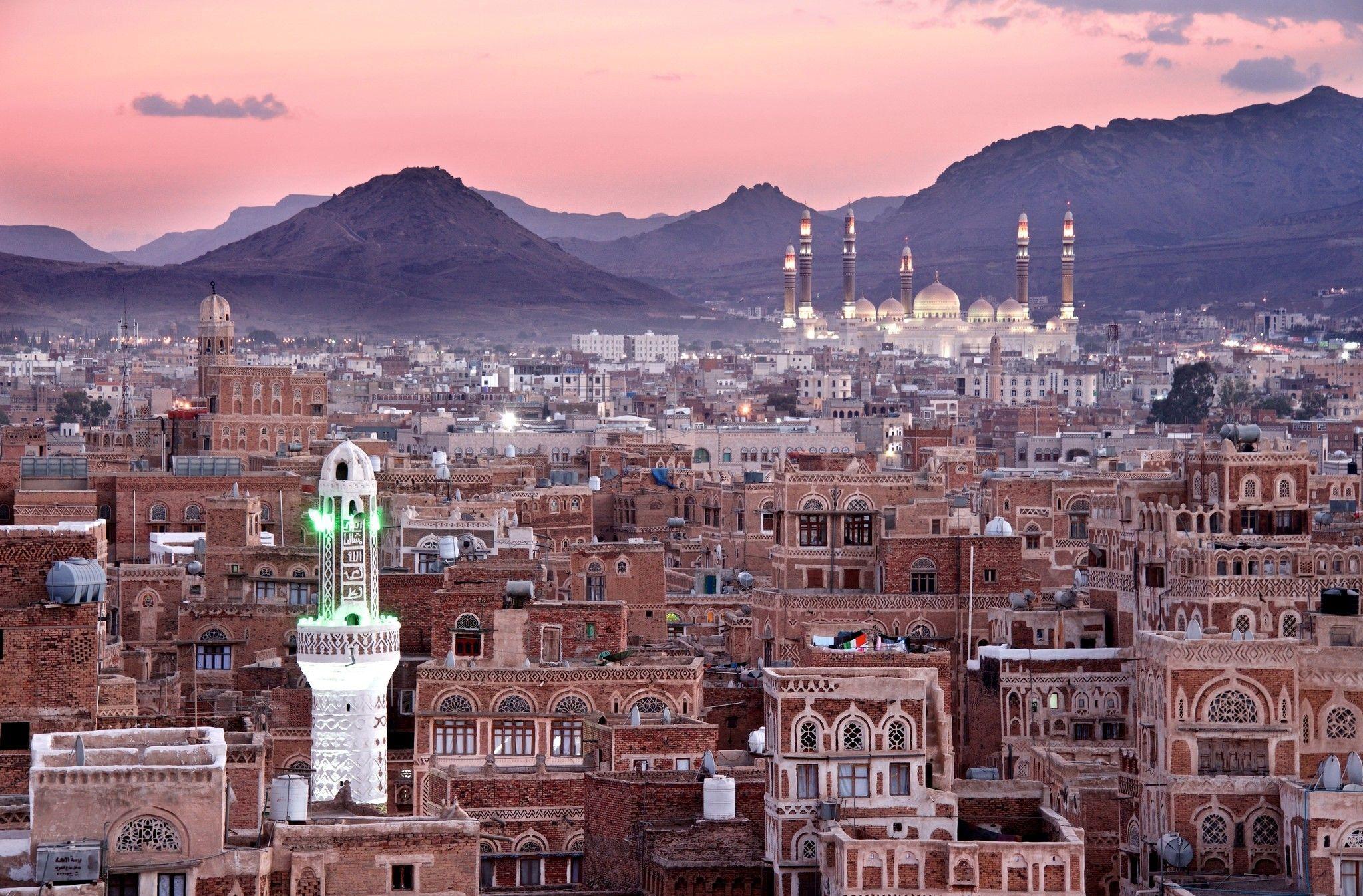 2048x1347 Yemen Wallpaper