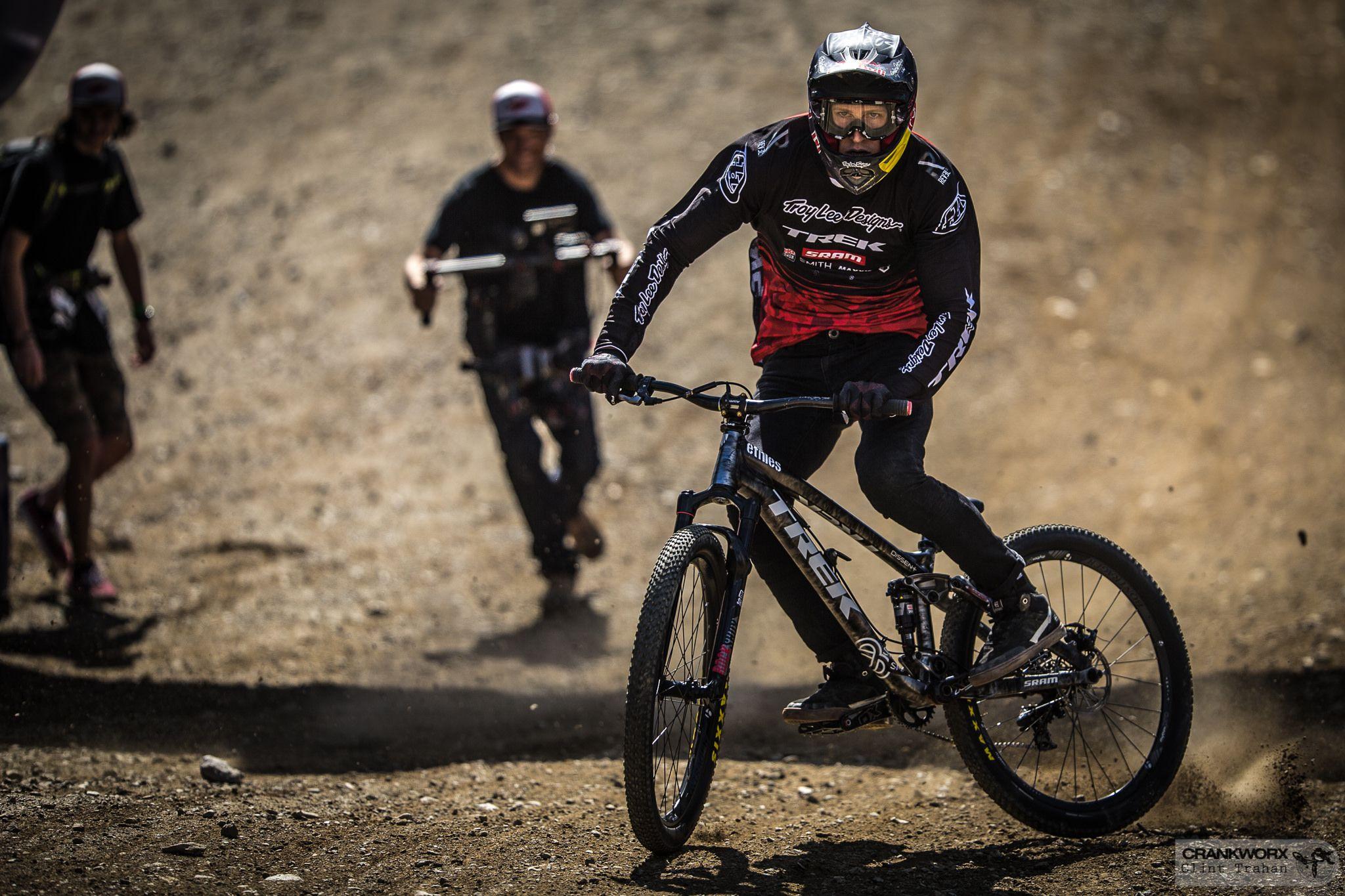 2048x1365 Video: Semenuk's flawless 2015 Crankworx run. Mountain Bike Reviews Forum