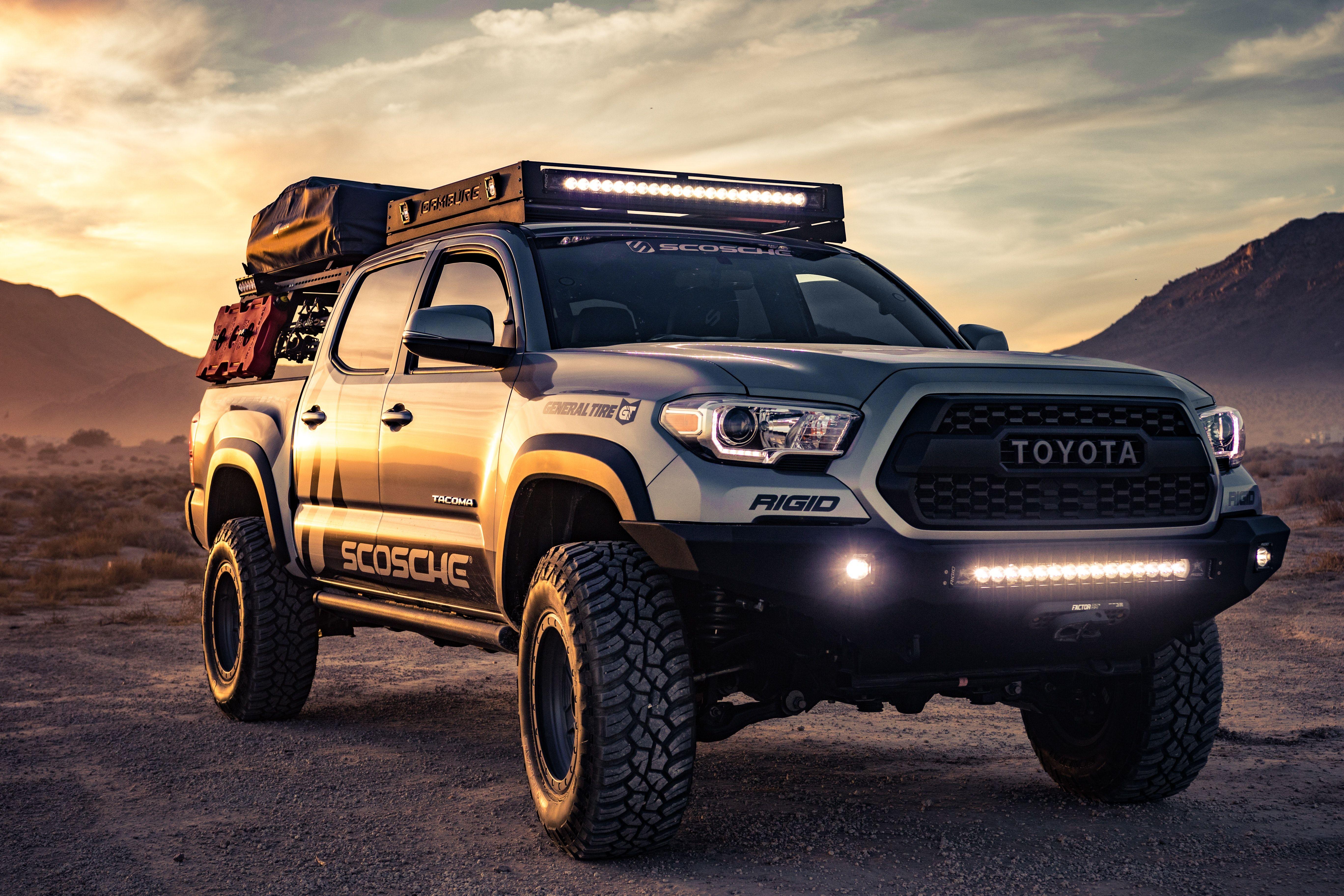 5472x3648 Black Toyota 4 Door Truck · Free