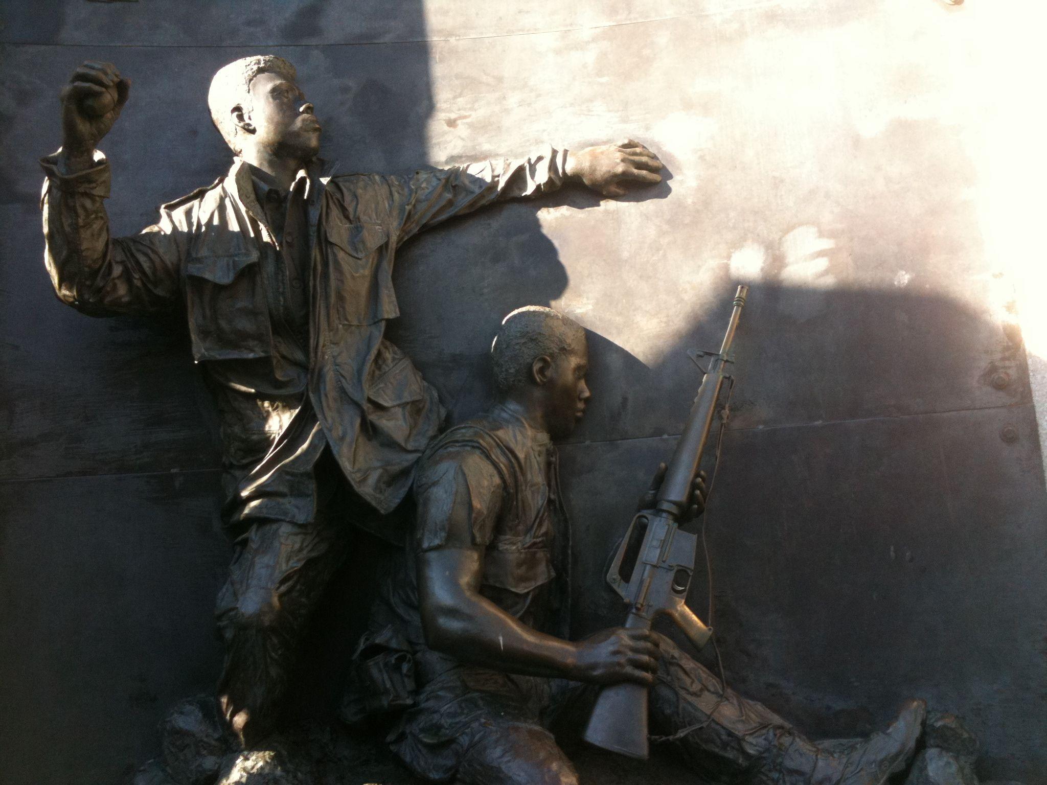 2048x1536 California Vietnam Veterans Memorial Capitol Park. Pedestrian Art