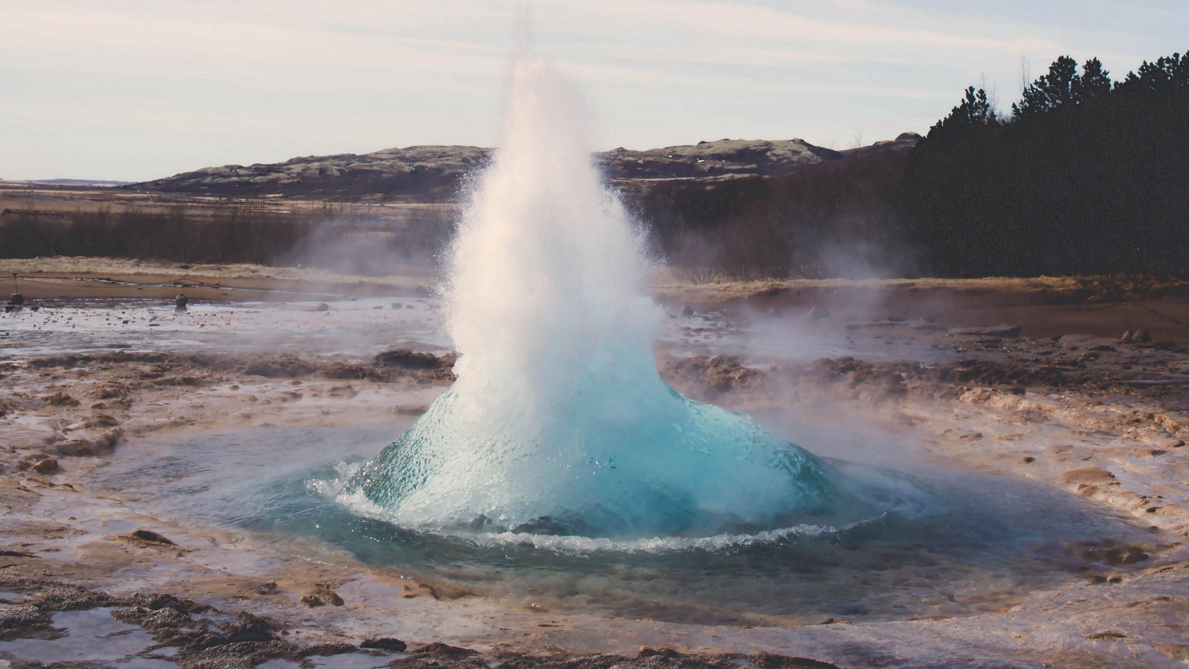 3840x2160 Desktop Wallpaper Thermal Geyser, Iceland, HD Image, Picture, Background, Pnvdsj
