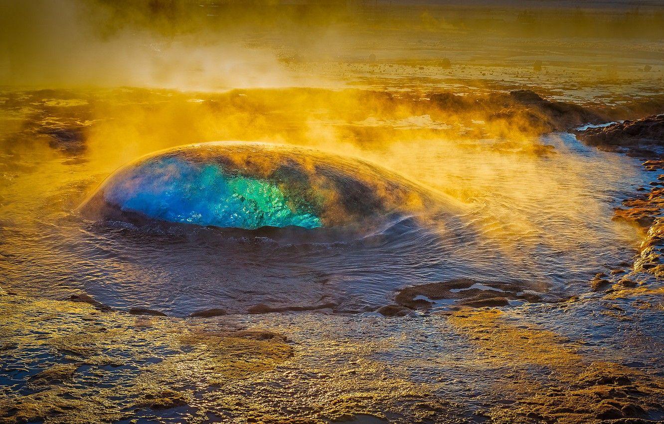 1332x850 Wallpaper couples, Iceland, geyser image for desktop, section природа