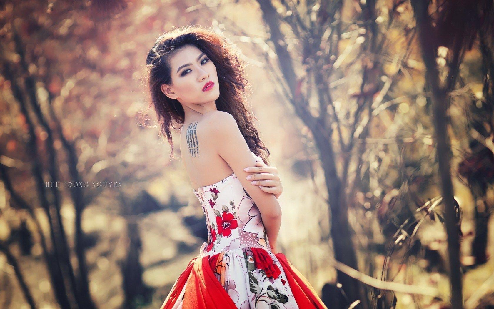 1680x1050 HD Model Girl Wallpaper