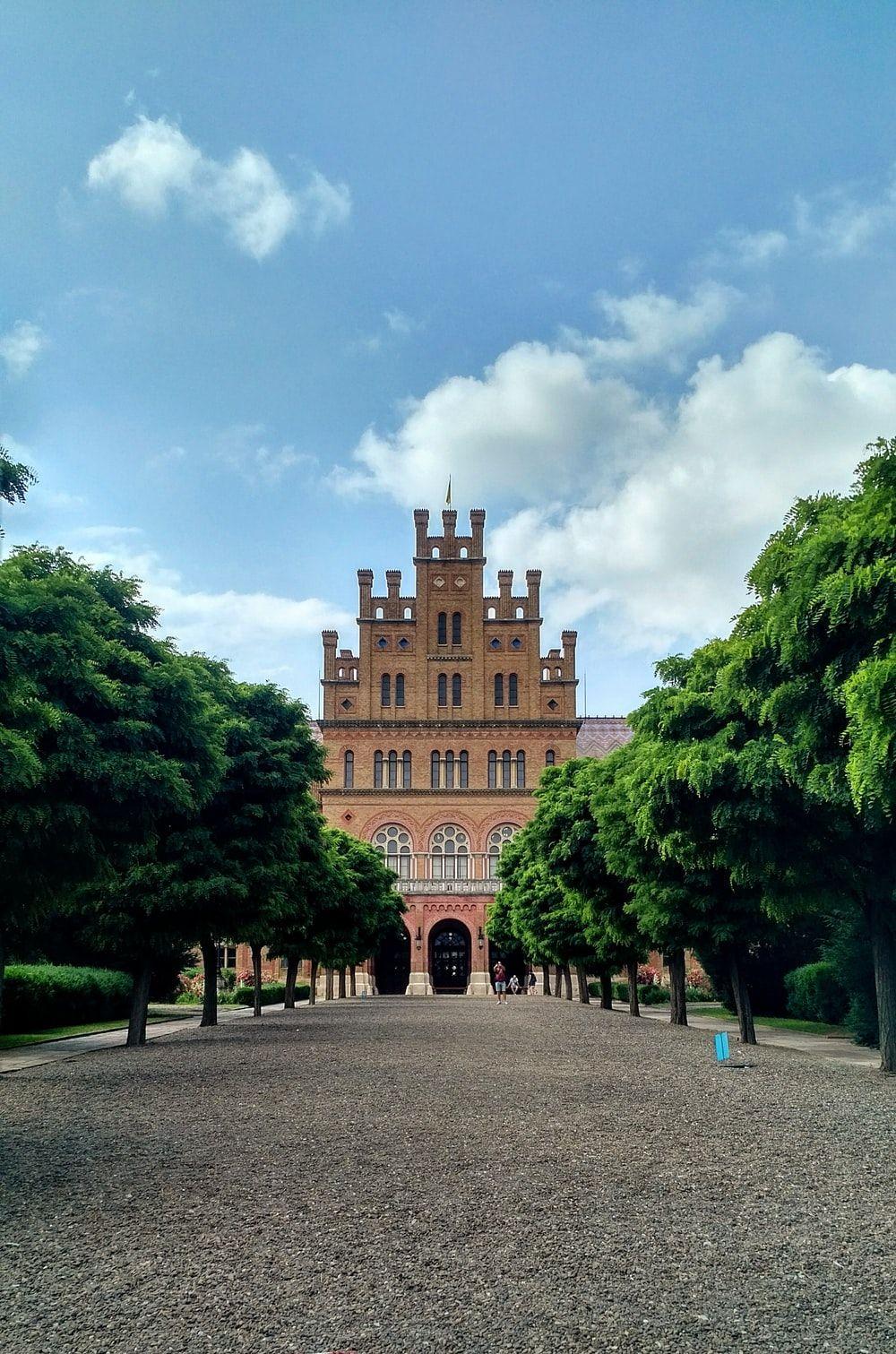 1000x1511 University Picture. Download Free Image