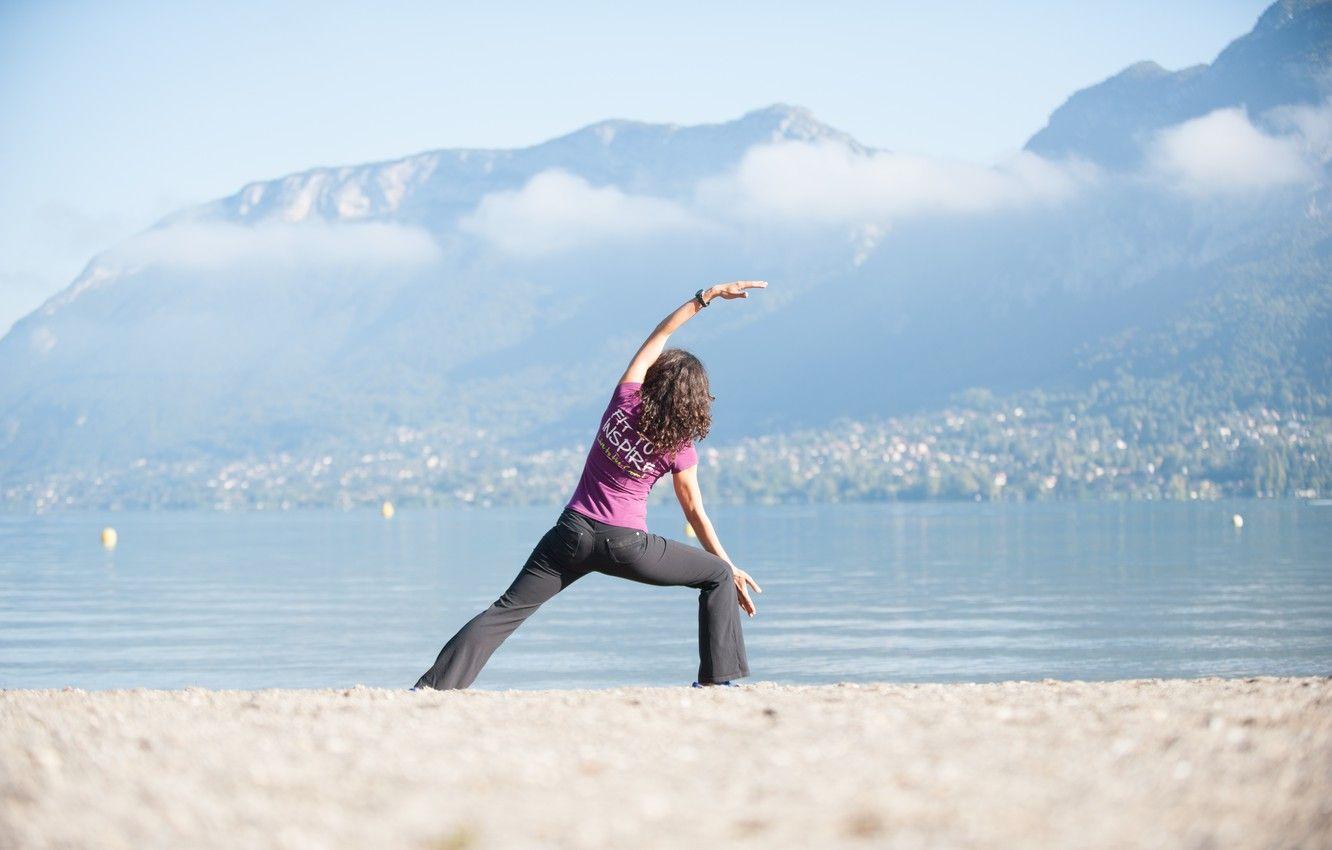 1332x850 Wallpaper beach, woman, yoga image for desktop, section спорт