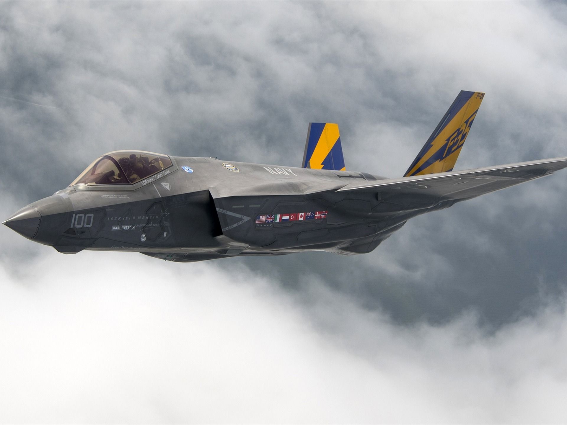 1920x1440 Lockheed Martin F 35 2017 High Quality Wallpaper