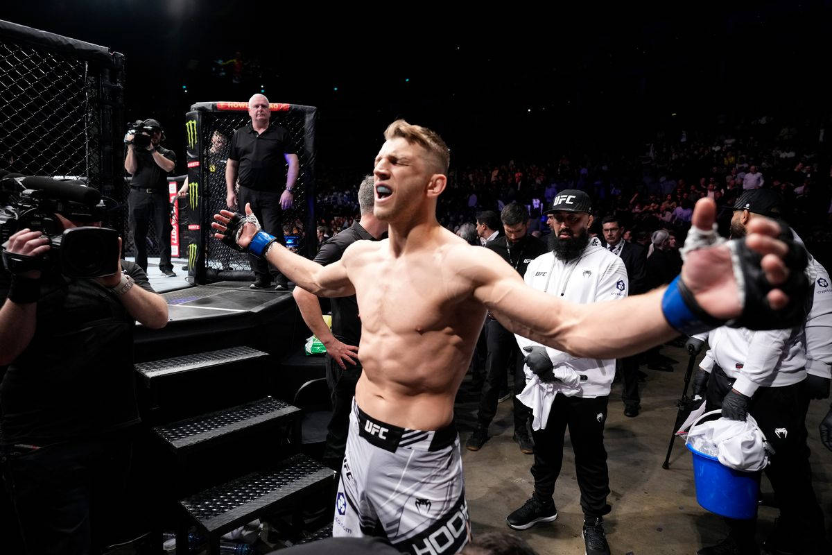 1200x800 Download Dan Hooker Entering Ring Wallpaper