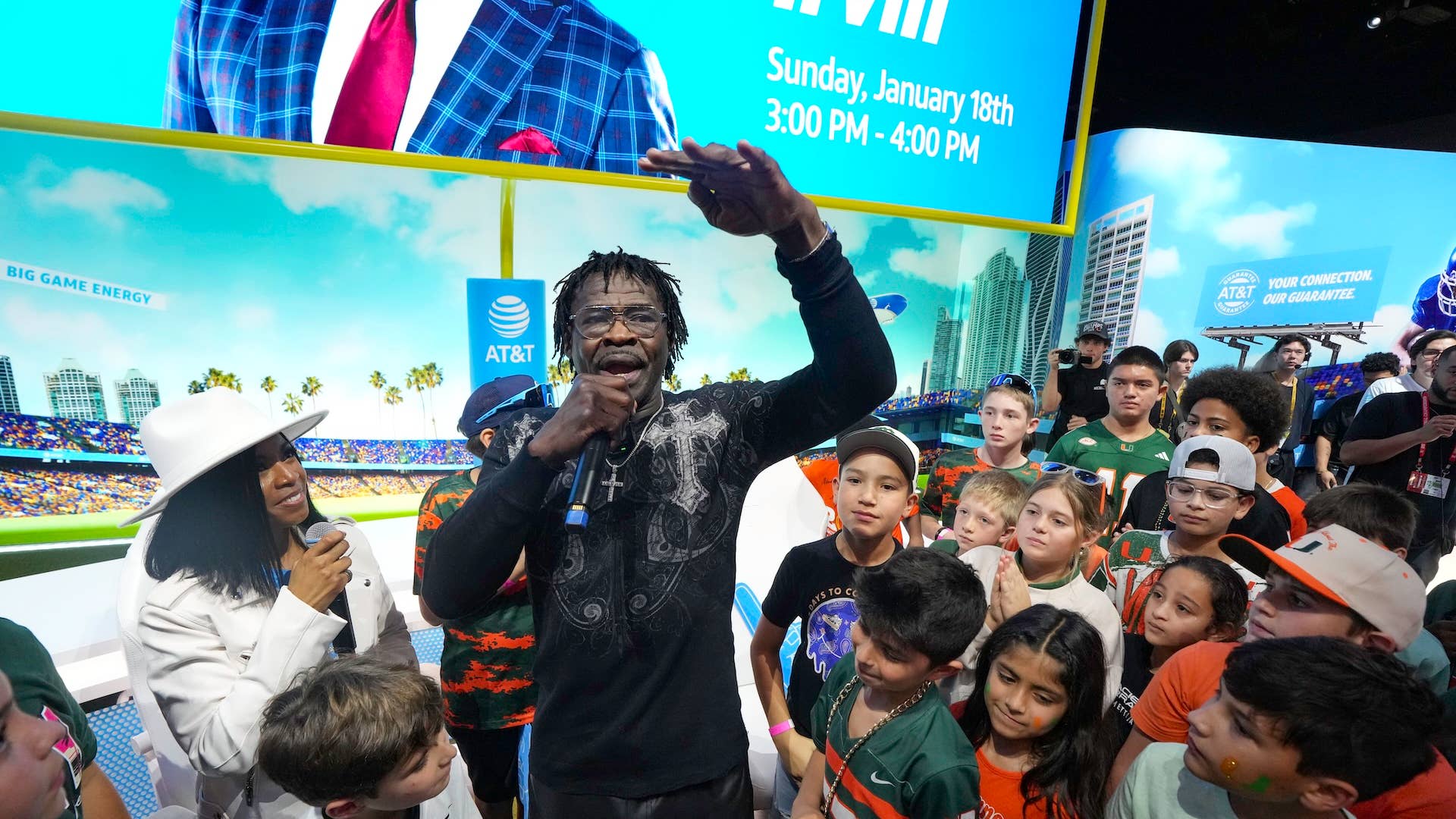 1920x1080 Michael Irvin Reveals His Message to Miami Players Before Kickoff's Journal