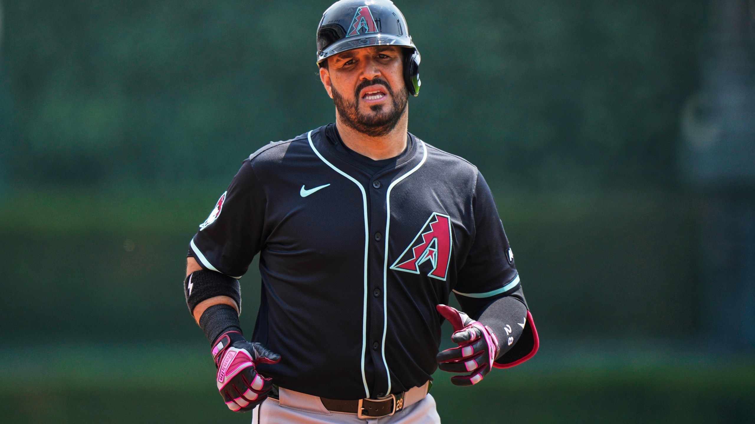 2560x1440 Slugging Third Baseman Eugenio Suárez Returns To Mariners In Deal With Diamondbacks, AP Source Says. Eyewitness News (WEHT WTVW)