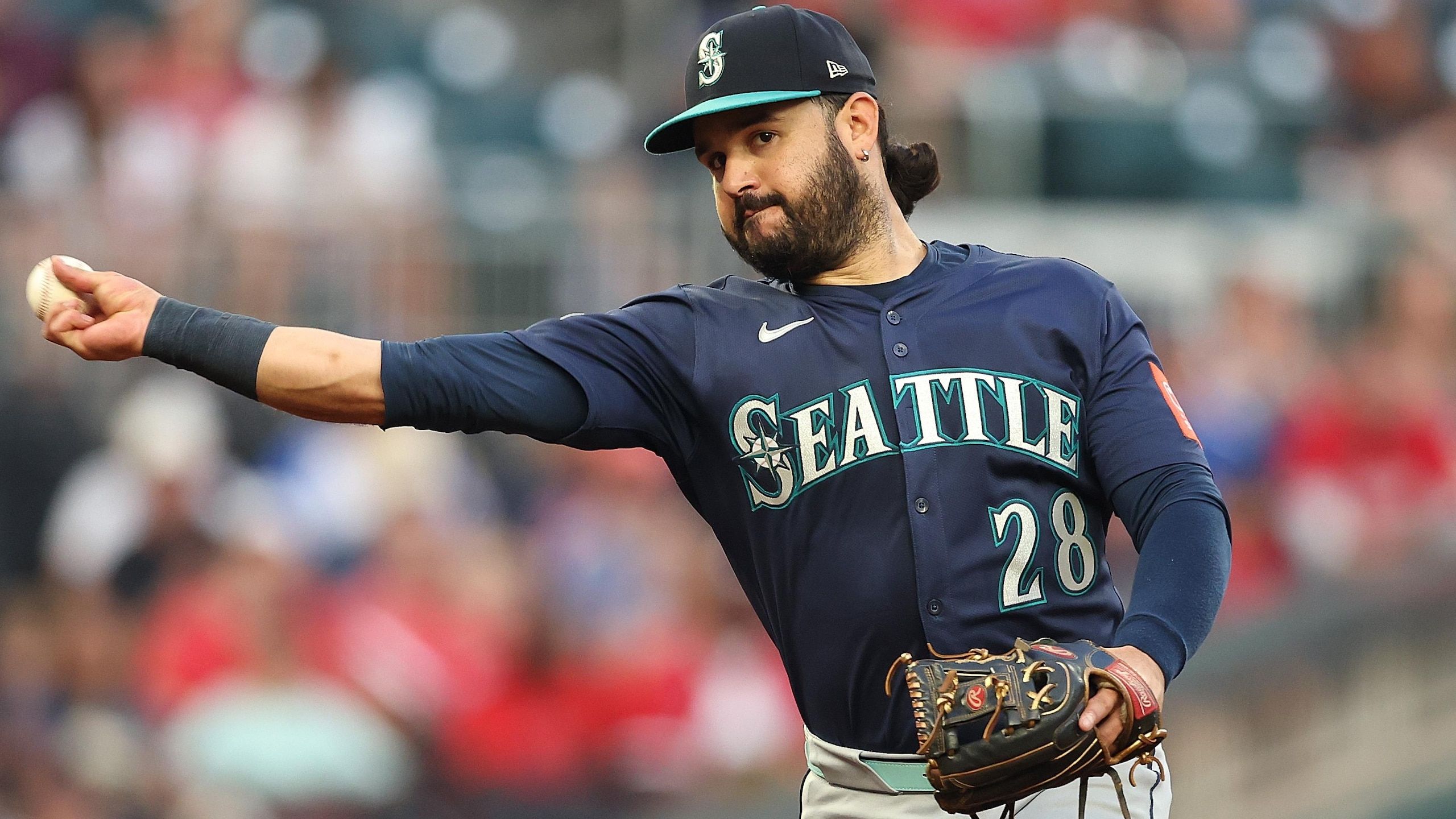 2560x1440 Eugenio Suarez, Reds Reportedly Agree to Contract, Who Are Top Remaining MLB Free Agents?