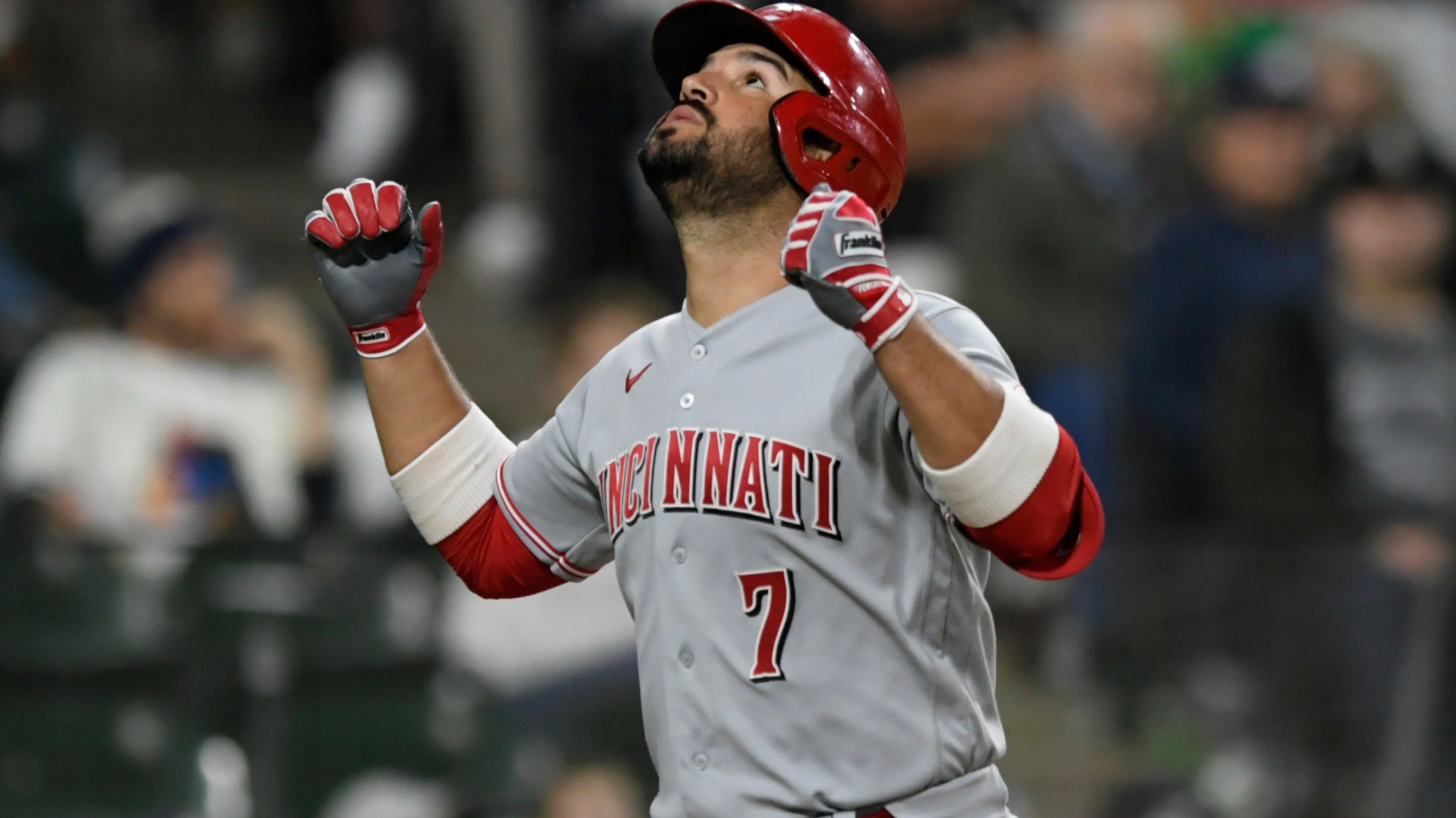 2560x1440 Eugenio Suárez Returns To Cincinnati On One Year Deal