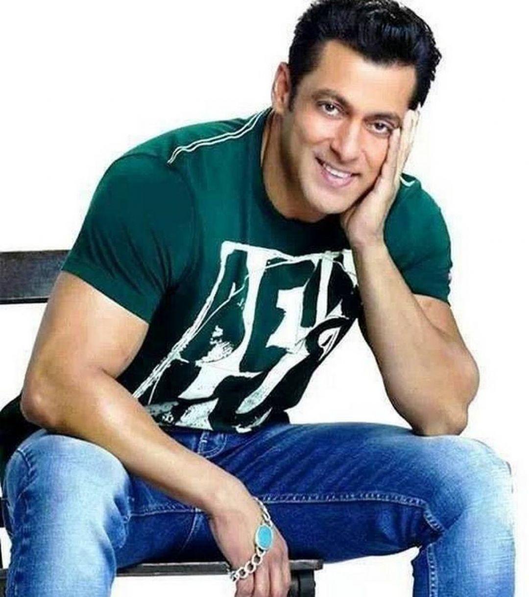 1080x1219 Android, iPhone, Desktop HD Background / Wallpaper Actors Salman Khan Wallpaper & Background Download