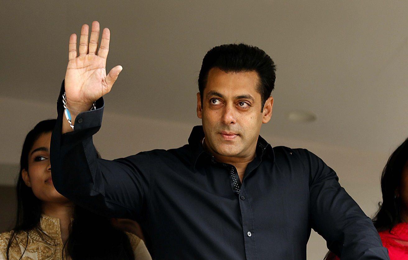 1312x836 Salman Khan Photo Image Wallpaper Pics Download