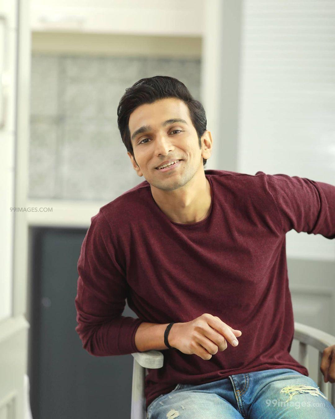 Pratik Gandhi Wallpapers - Top Free Pratik Gandhi Backgrounds