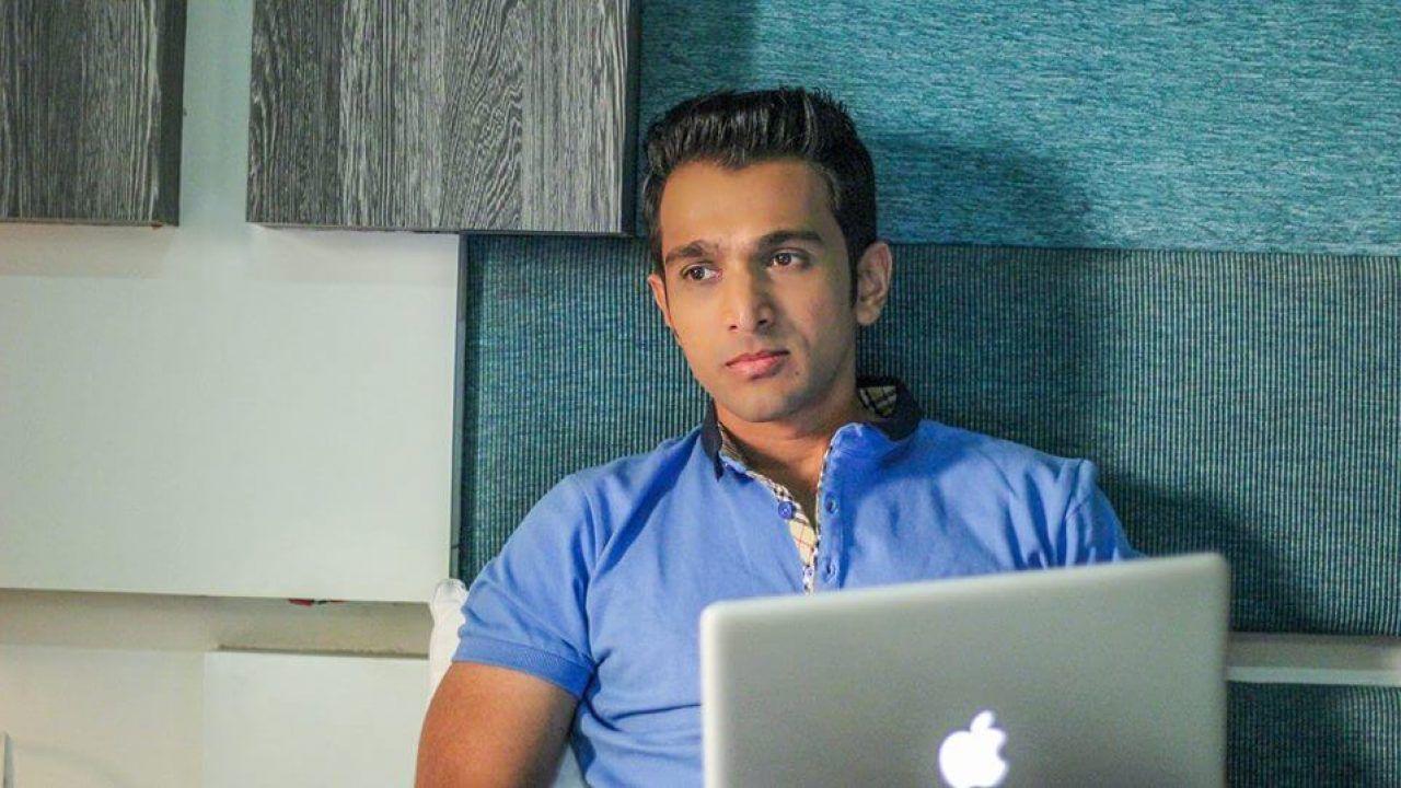1280x720 Pratik Gandhi Wiki, Biography, Age, Family, Movies, Image