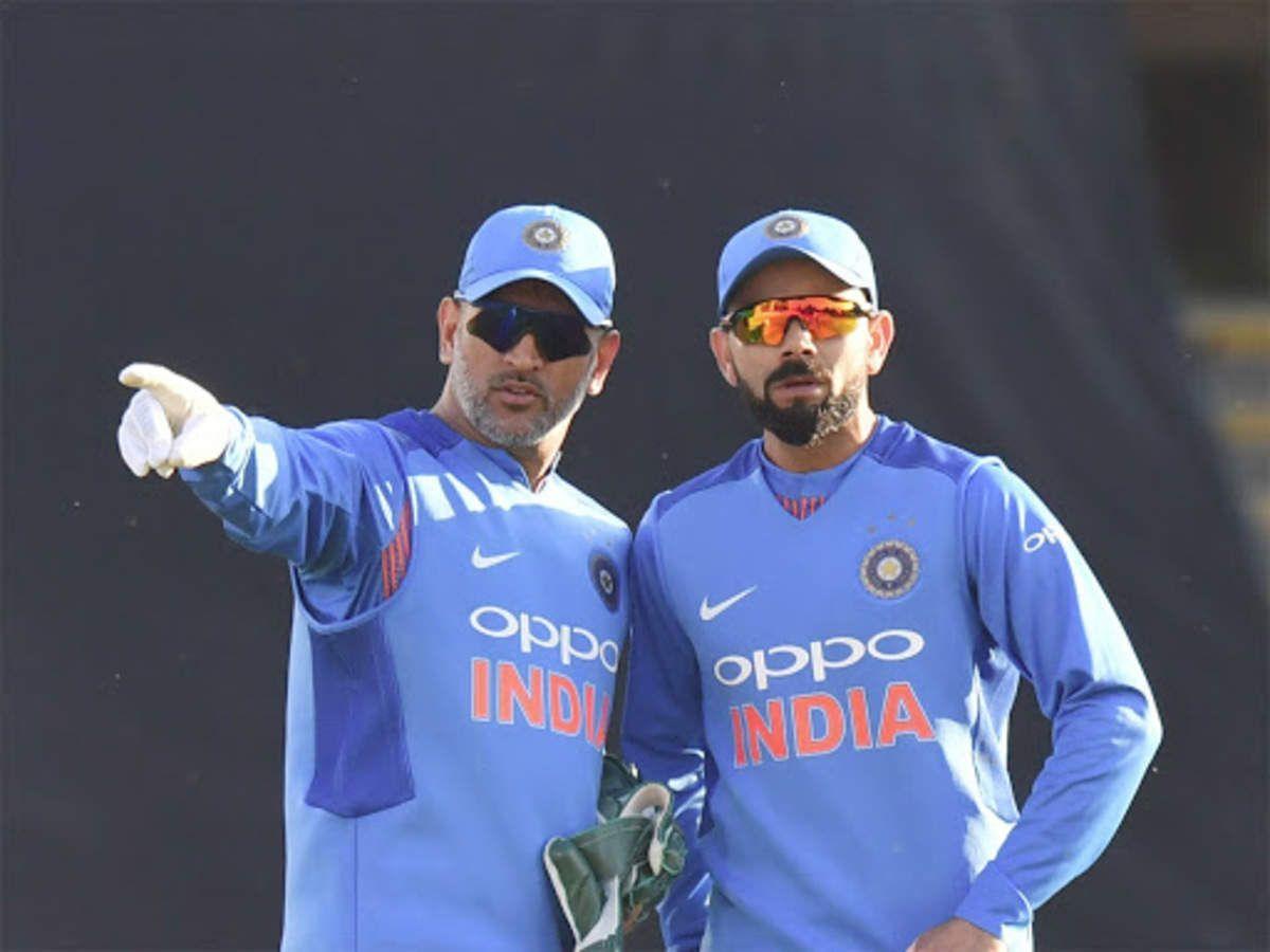1200x900 Virat Kohli And MS Dhoni Wallpaper