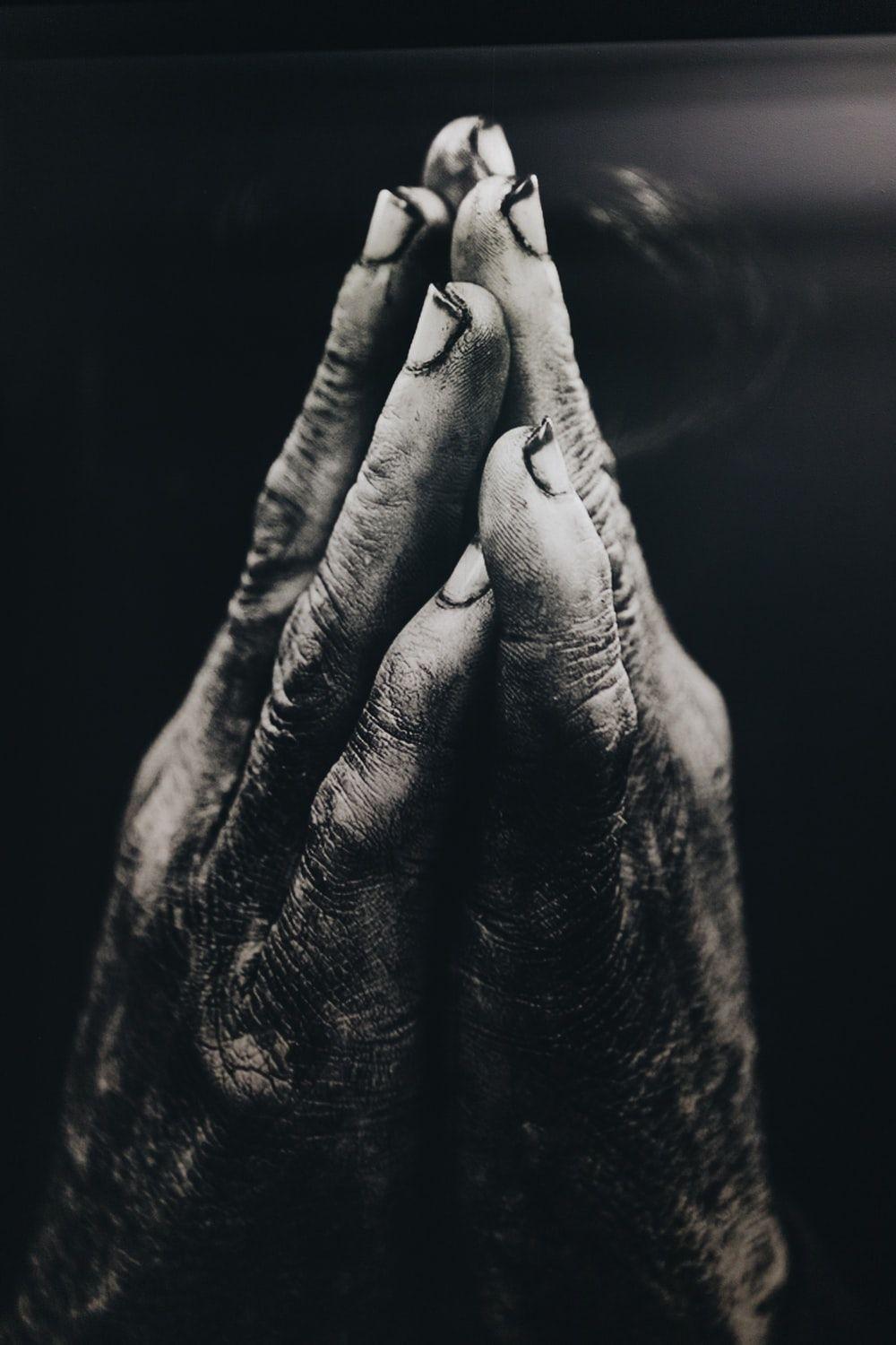1000x1500 Black And White Wallpaper: Free HD Download [HQ]